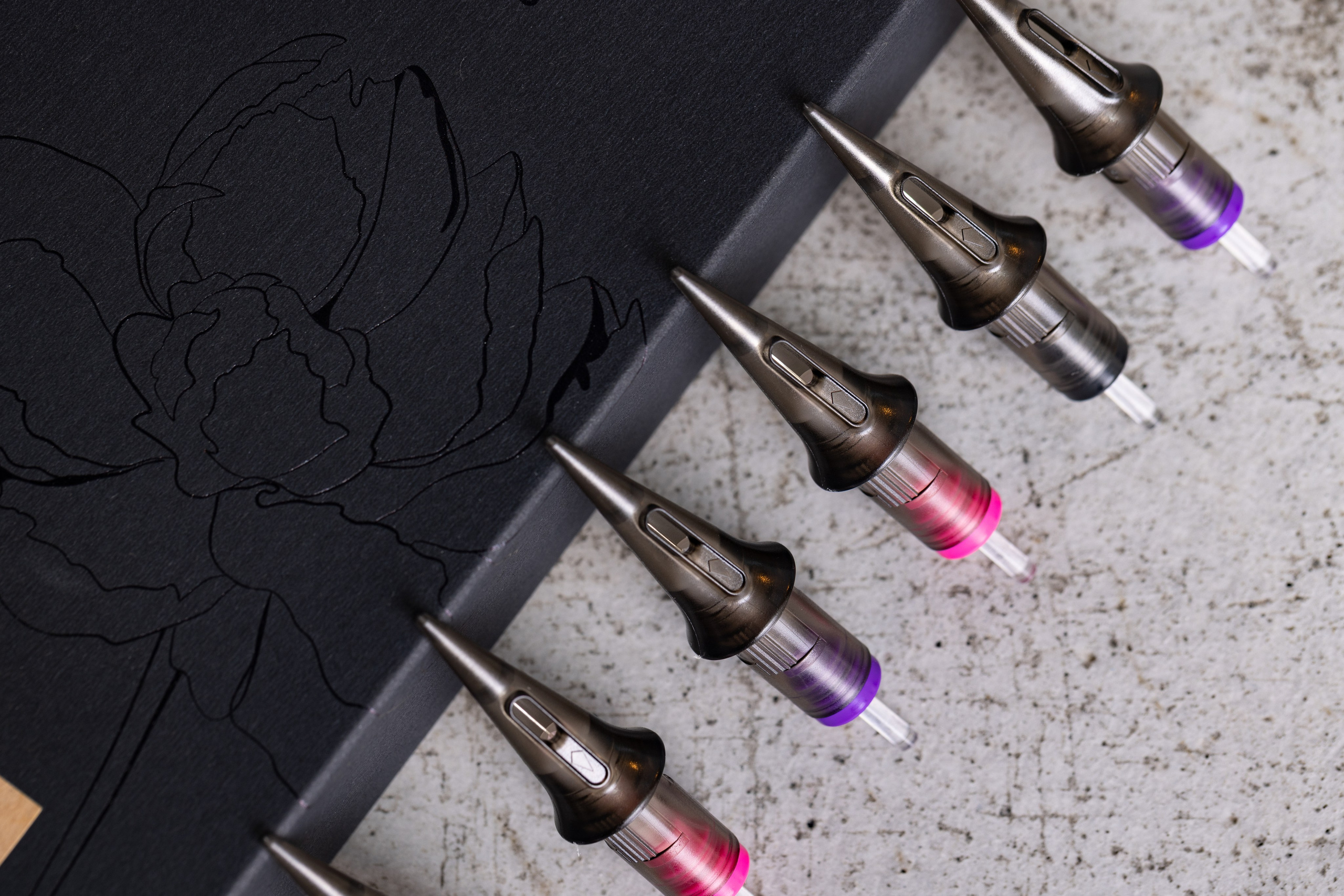 PIRANHA SUPPLIES. ESTUDIO DOZE