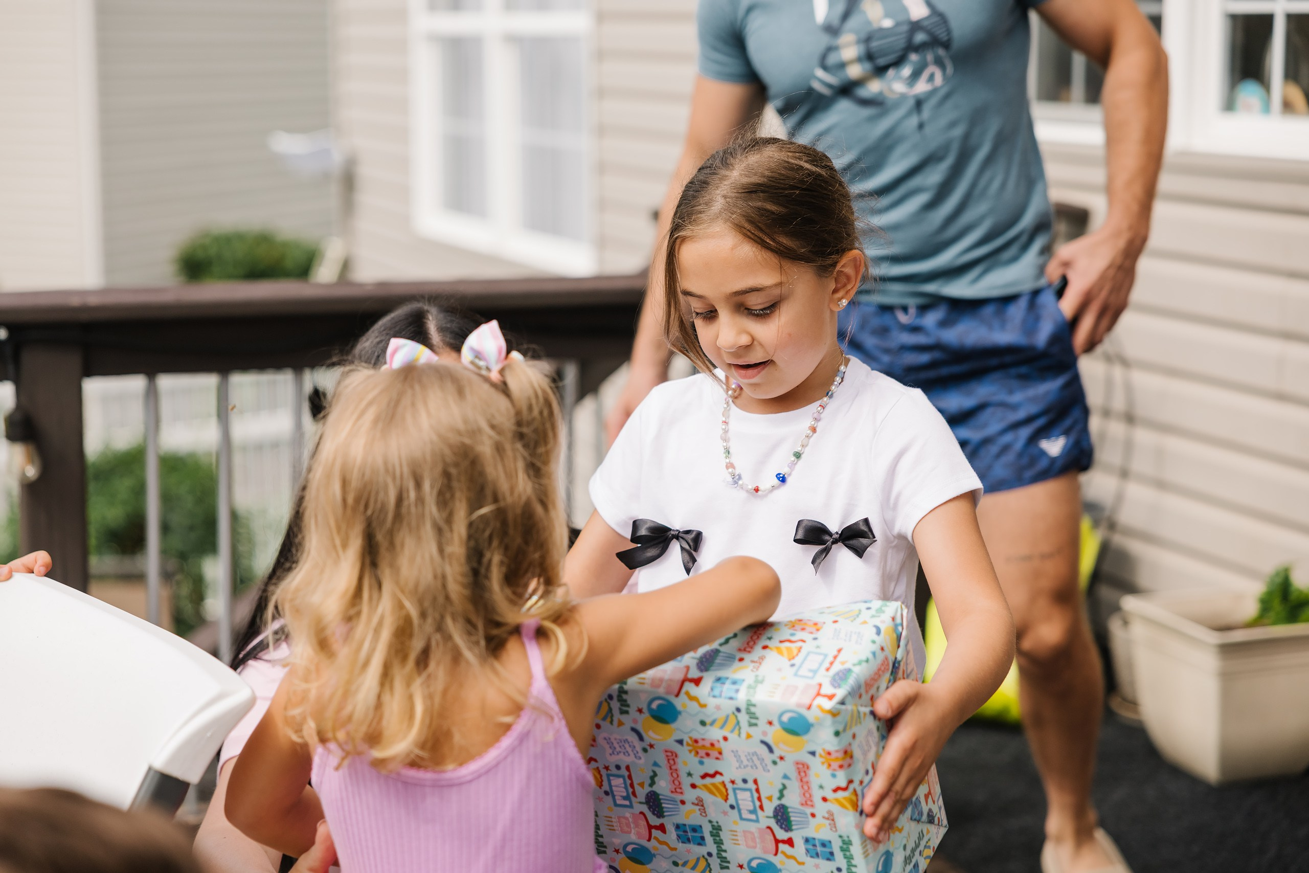 Birthday Party. Wedding family event photographer in Chicago Nick Yushevich