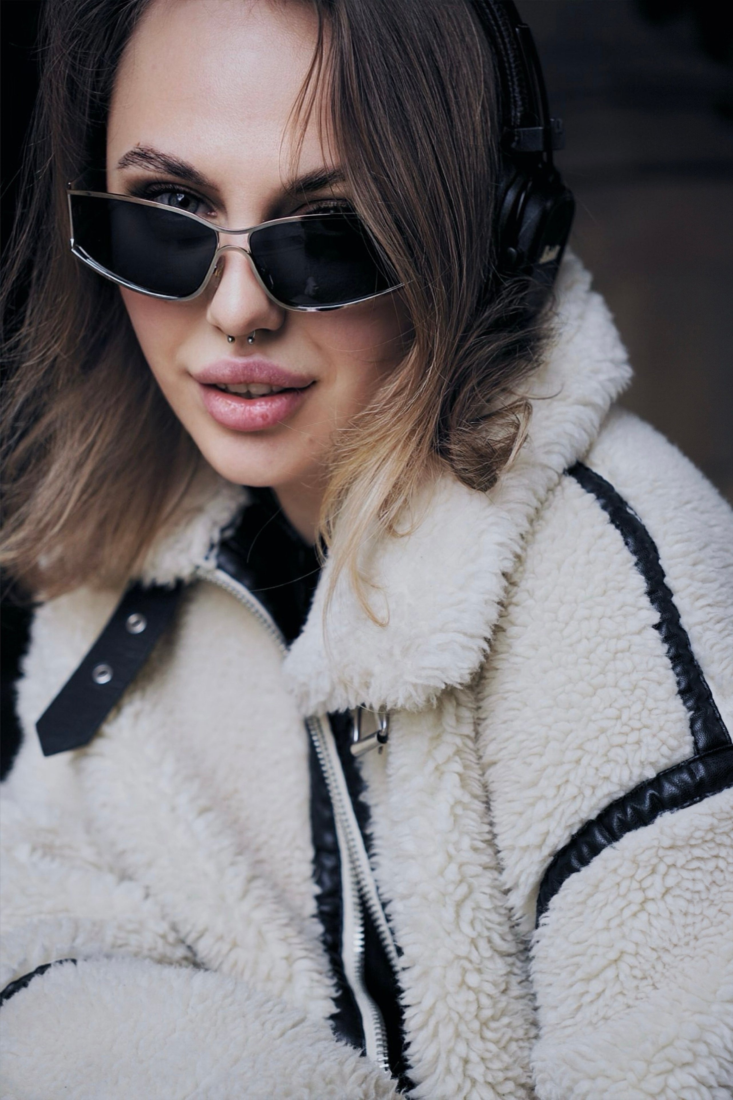 Уличная стрит фотосессия, стрит стайл, съемка на улице в Праге. Фотограф в Праге, Брно Елена Федоренко / Photographer Elena Fedorenko