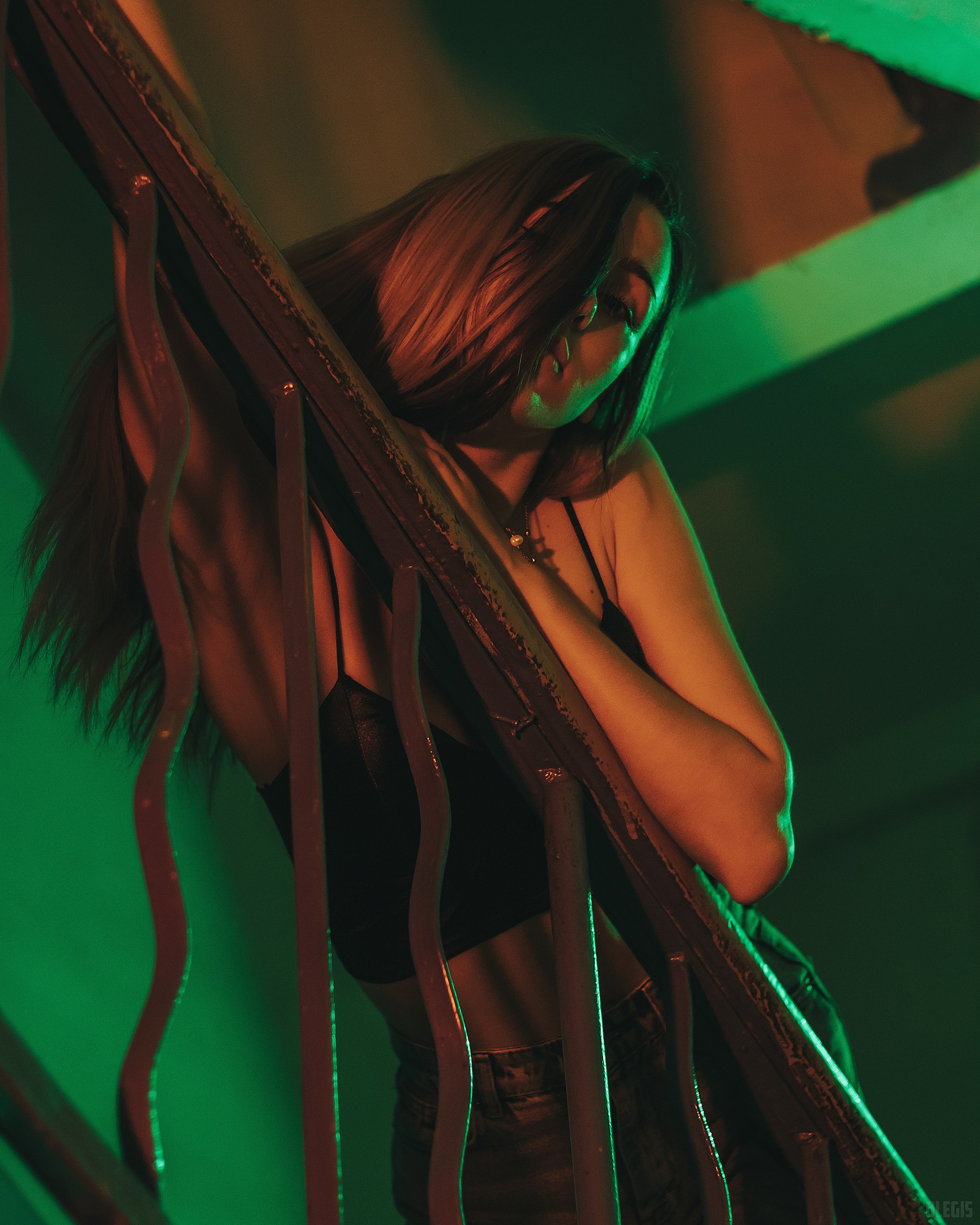 Фотосесія у під’їзді. Фотограф | Відеооператор Нікополь Олег Ісаченко