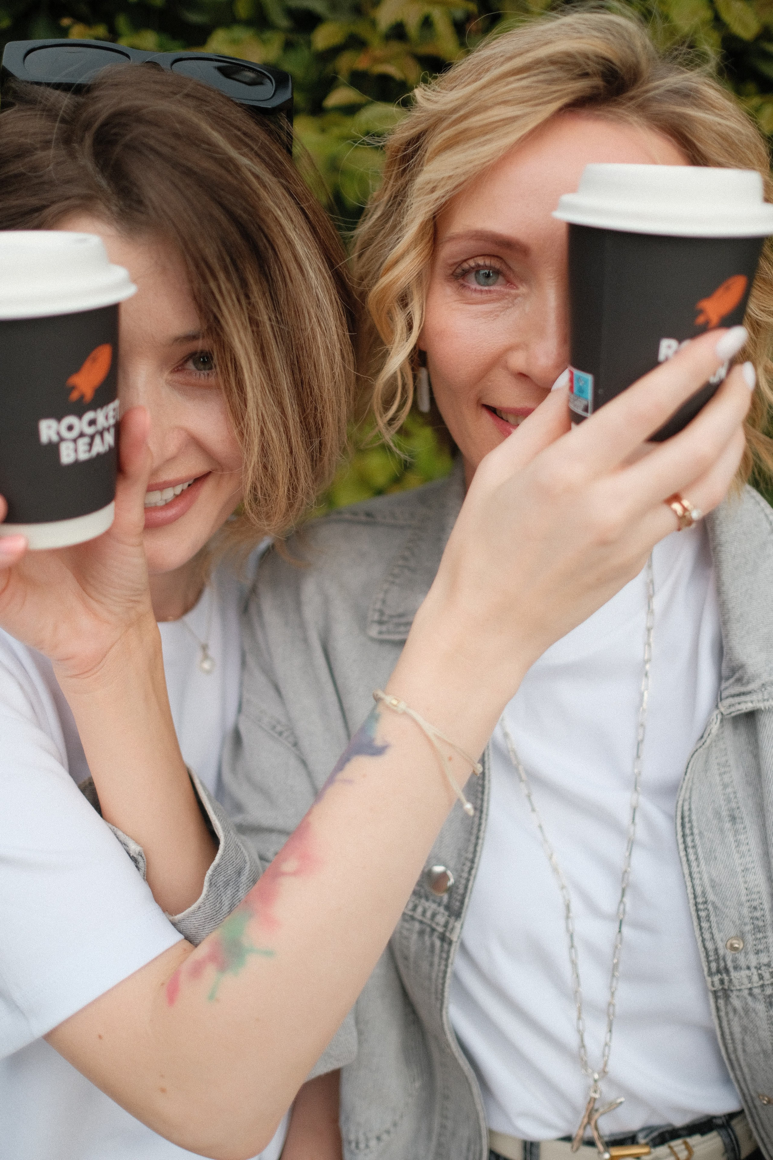 Две подружки в Риге. Свадебный фотограф в Риге — Вячеслав Лучненков