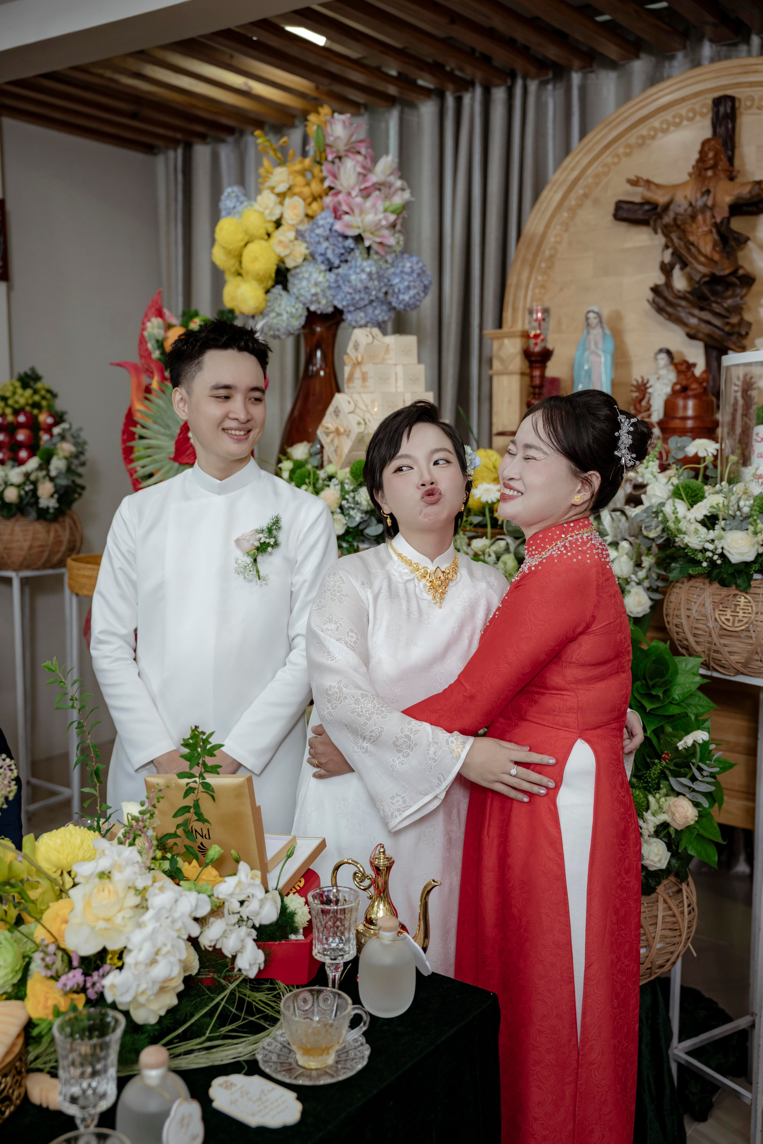 JOE & MIA. WEDDING PHOTOGRAPHER IN VIETNAM