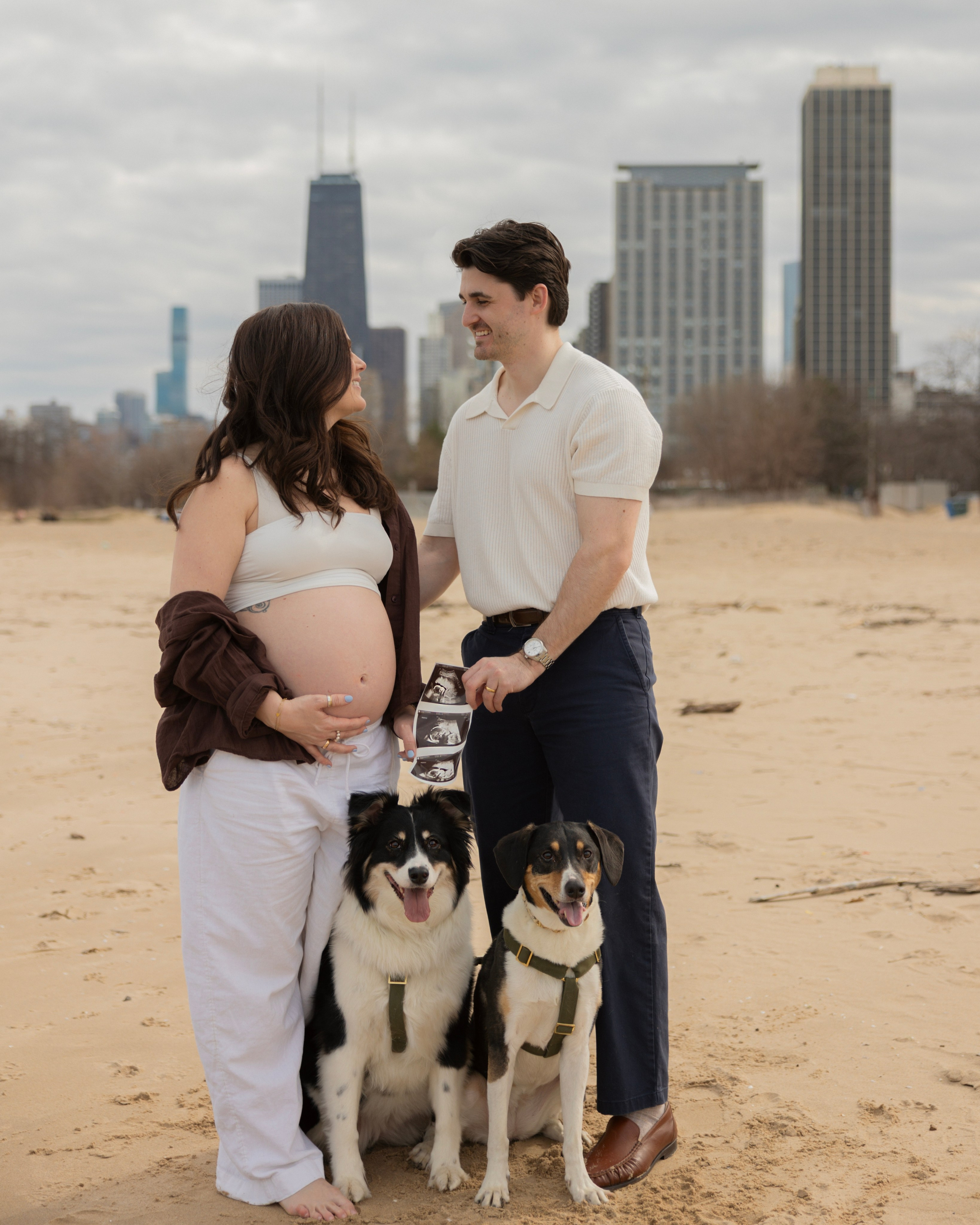 Emotional Couples, Motherhood & Family Photography in Chicago — Such a Photo
