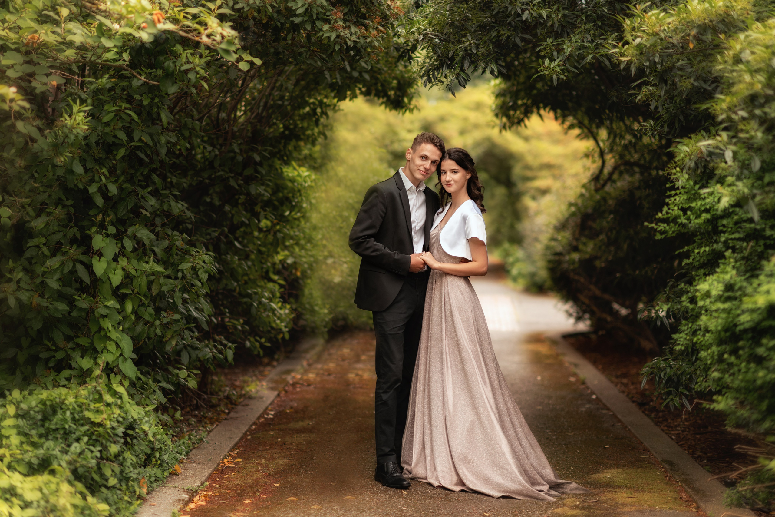 Anton and Ruth. Wedding & family photography in Seattle area. Helen Michelle photographer