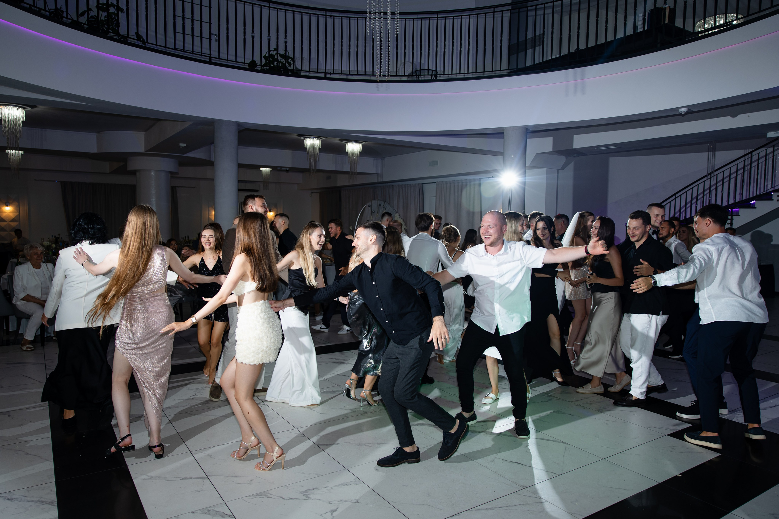 Артур + Анастасія. Весільний, сімейний фотограф Варшава