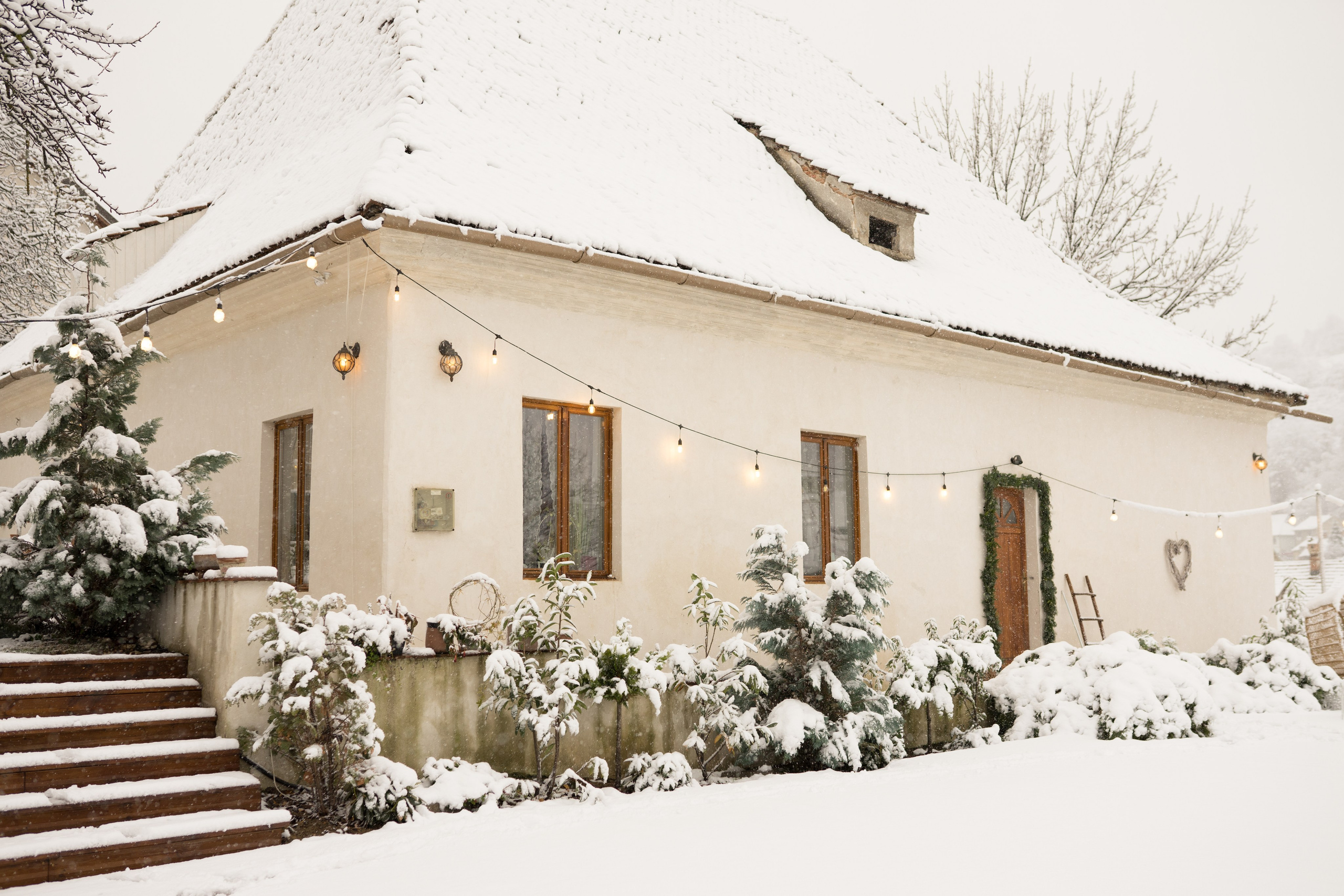 Fotografie de Eveniment Brașov: Povești Vizuale | Mădălina Beda. Madalina Beda- Artist vizual, fotograf, doula la nastere, consultant babywearing Brasov si in toata tara