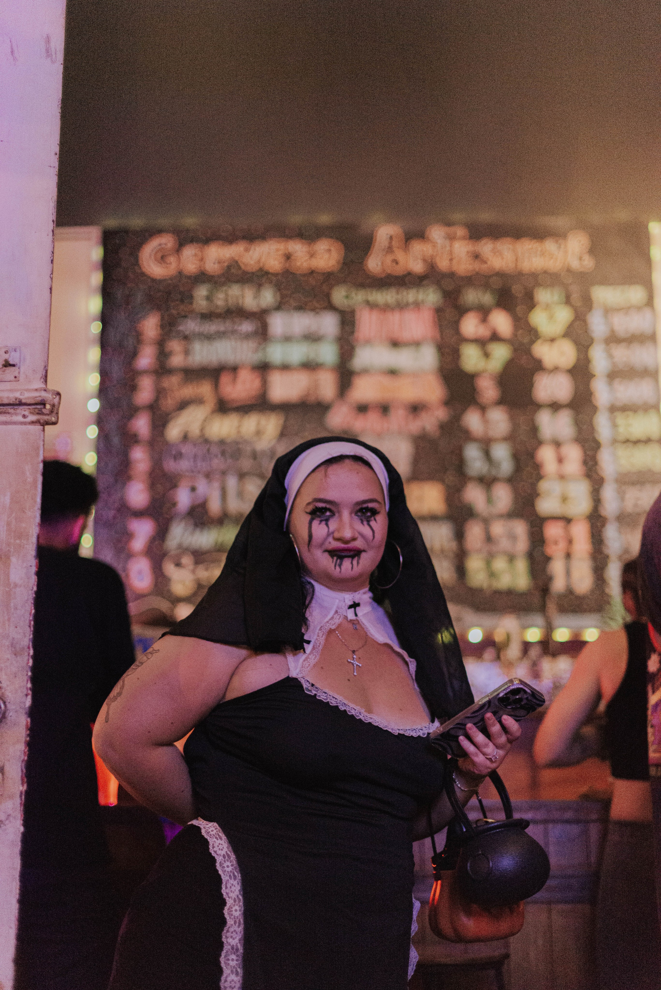 Ladno.cooperativa. Photographer @elmirkami in the city of Buenos Aires