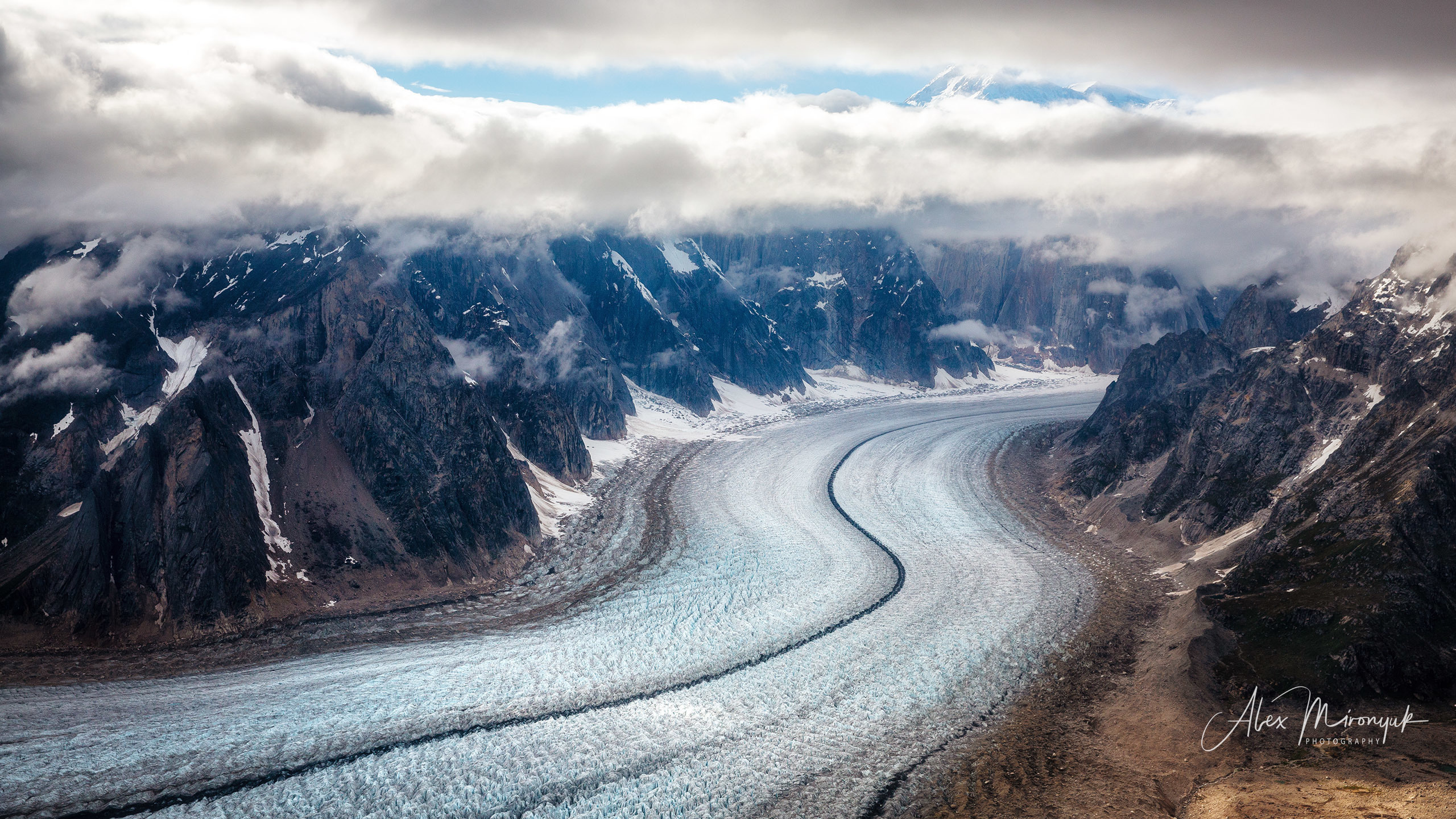 Alaska. Pet, Senior, Landscape, portrait studio, photographer in Miami and Sou