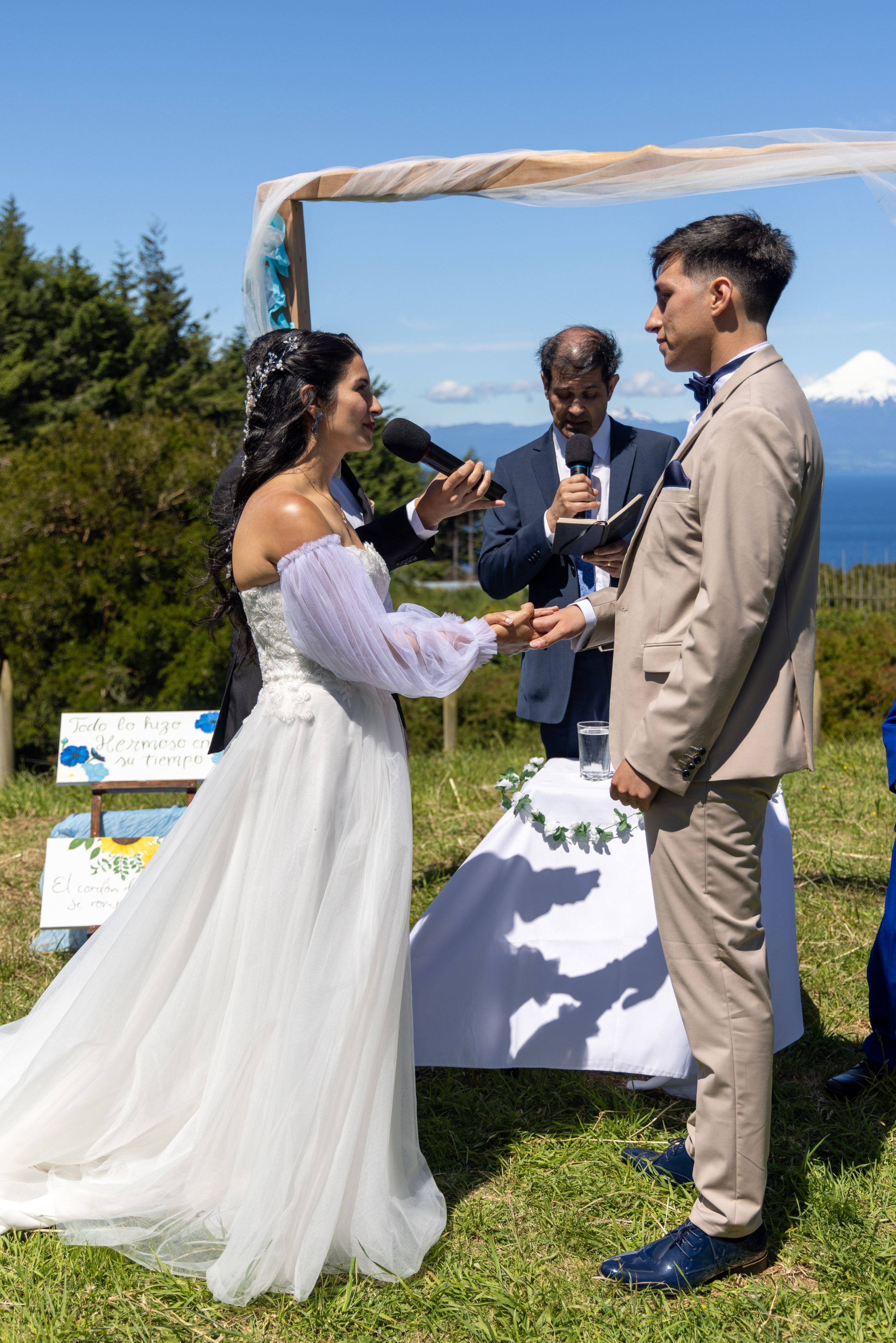 Carol & Ivo. Dinka & Emilio - El arte de preservar lo que no se repite