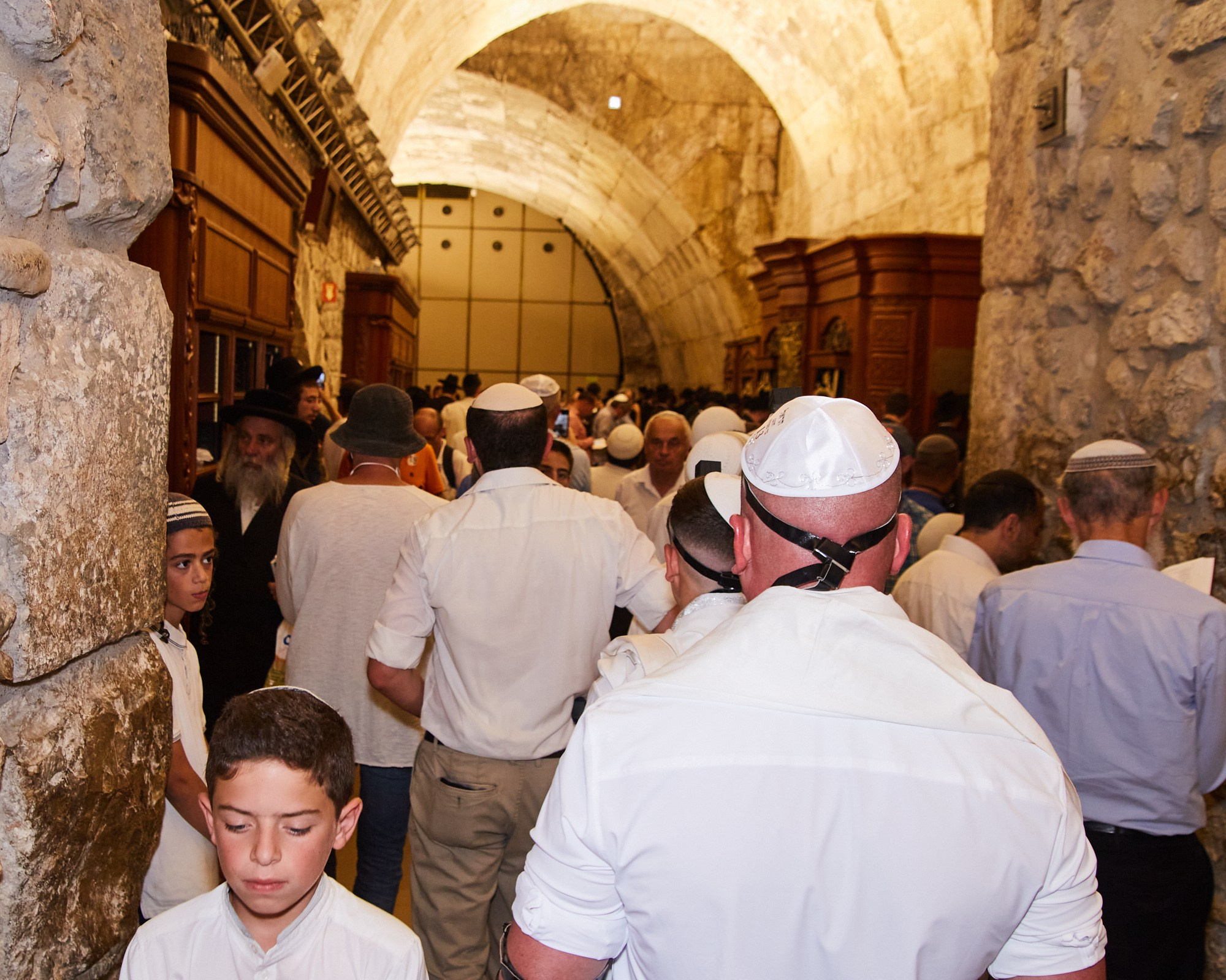 Бар-мицва на Котеле 2. Портретный и репортажный фотограф в Израиле Рома Бирман