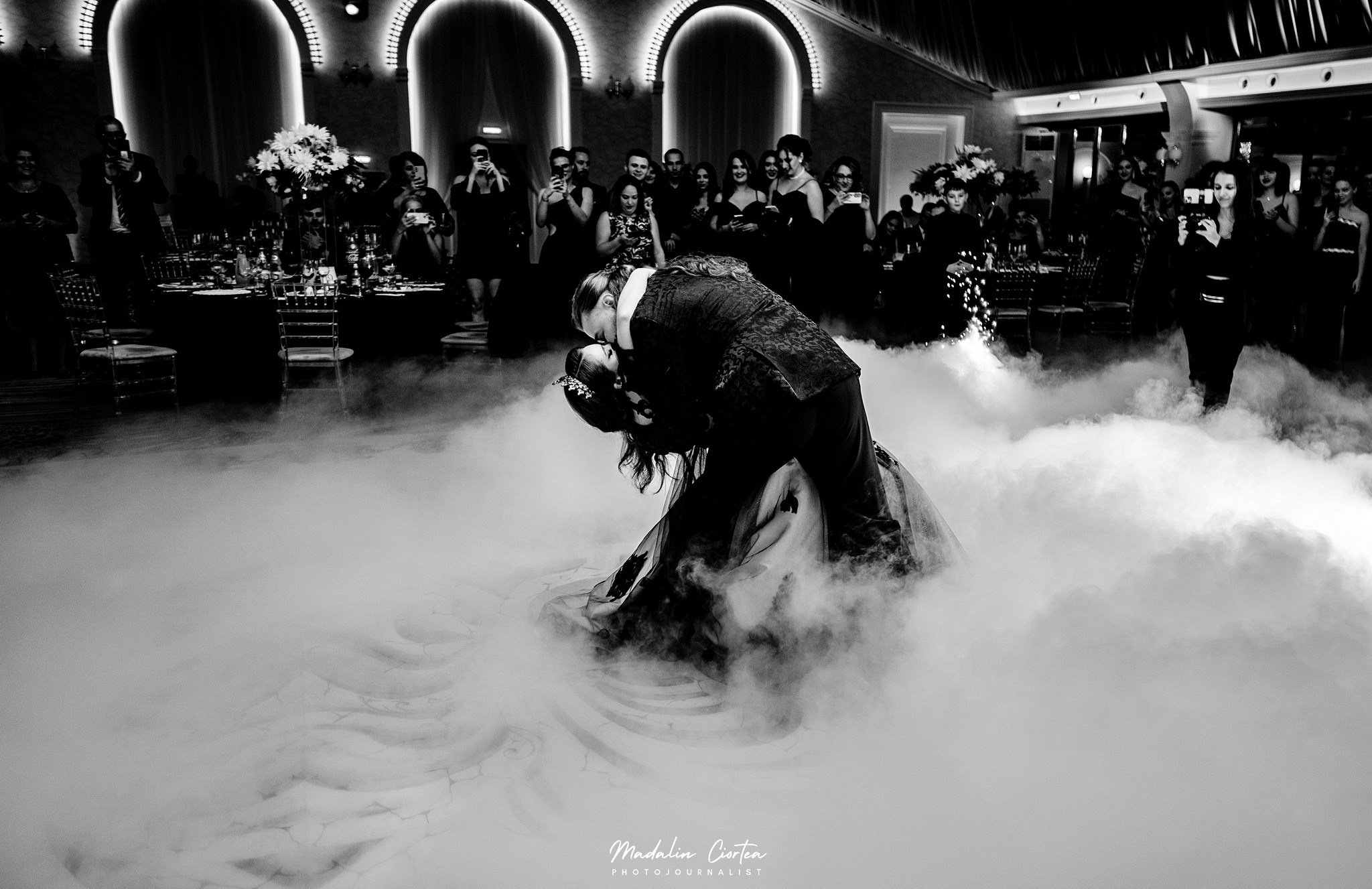 Nunta Diana si Bogdan | Black Wedding | Alba Iulia. Mădălin Ciortea - fotograf de nuntă și de familie | Dream Art Events