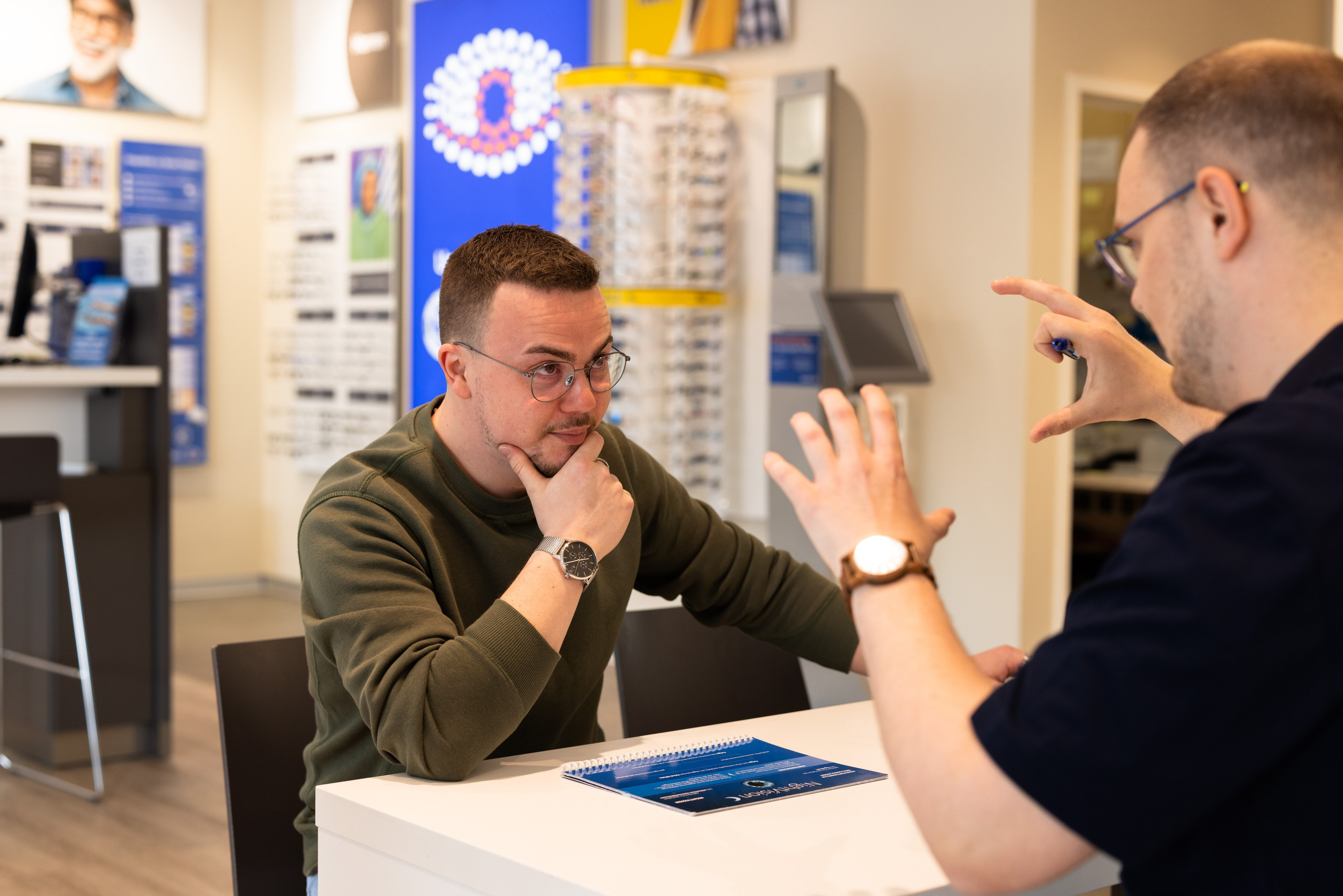 Optiker. Fotografin und Videografin im Raum Osnabrück und Emsland Alla