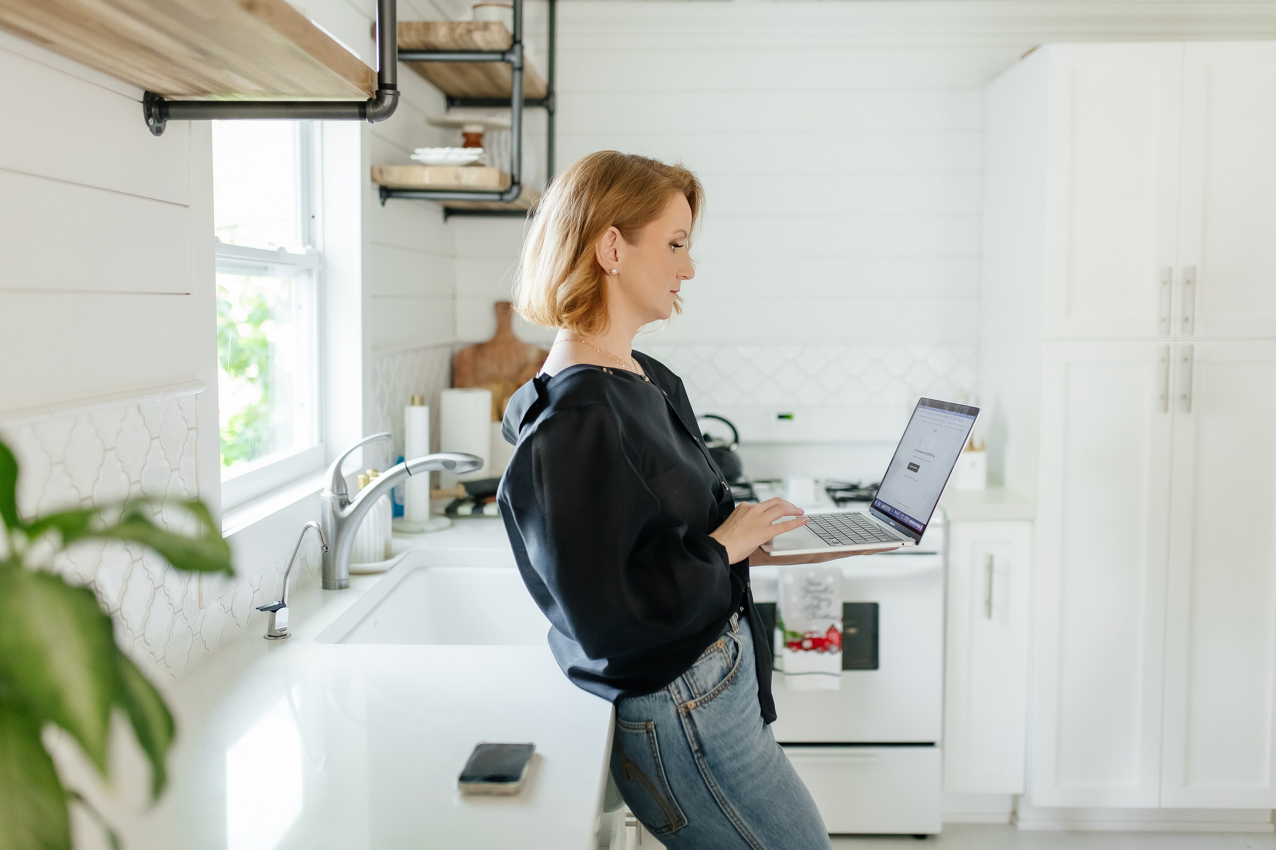 Marina Ecommerce Marketing. Family and Event photographer in Homestead and Miami areas of Florida