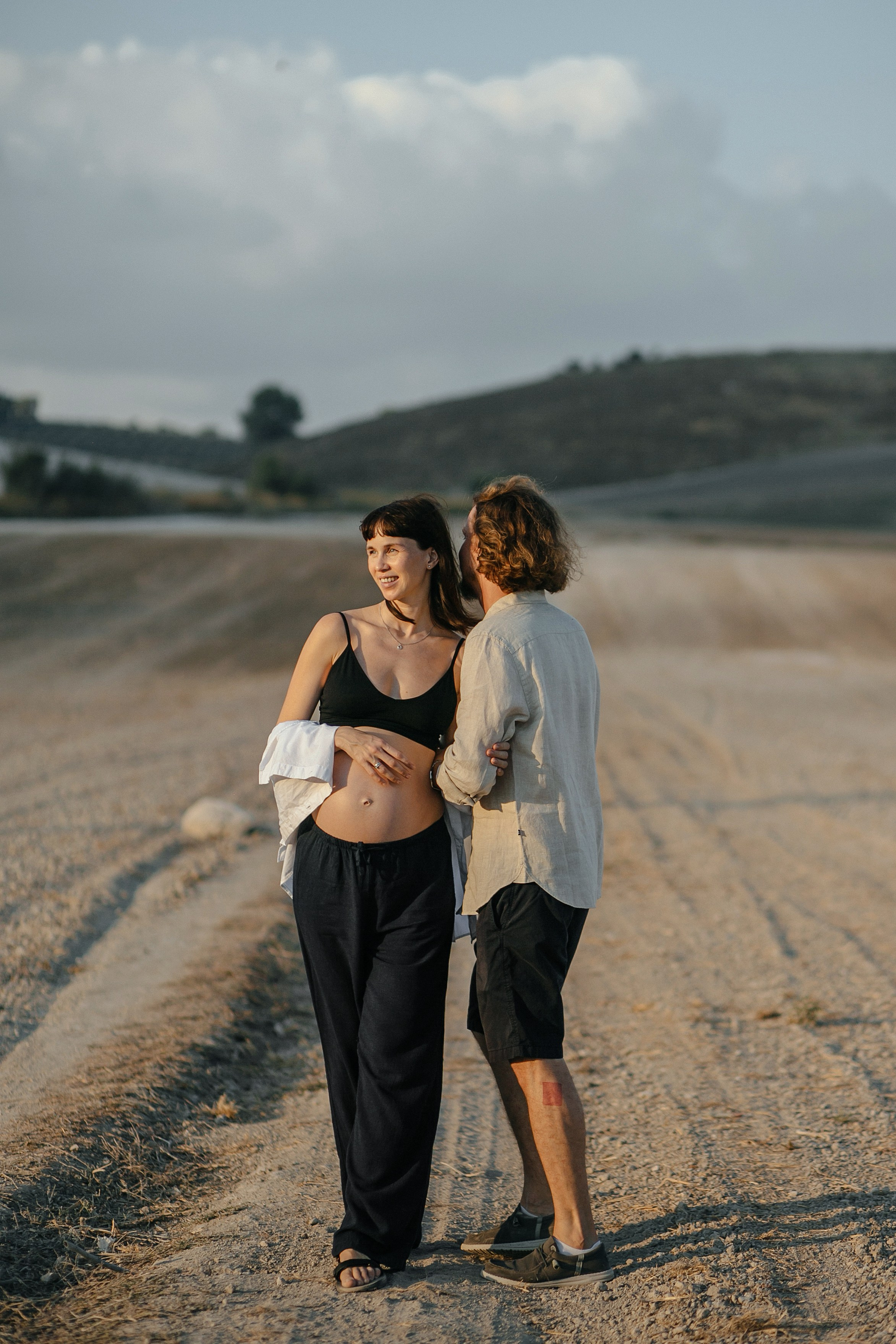 Kiryat Tivon field. Family photographer in Israel