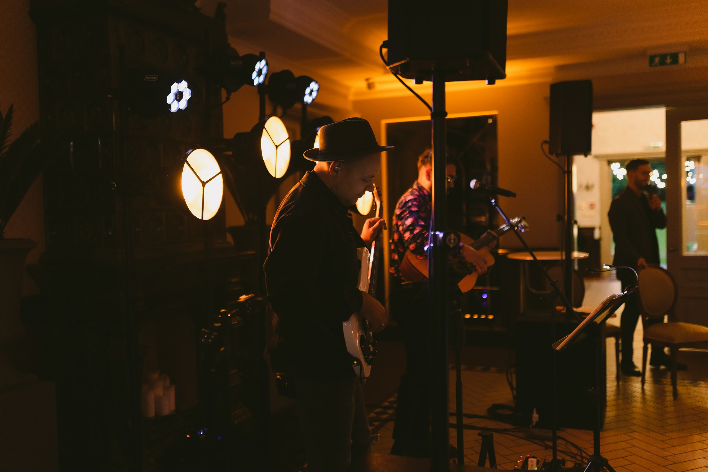 Justė ir Henrikas | Lietingos jaukios vestuvės Palangoje. Vestuvių ir šeimų fotografė Lena Bondarenko / belove photo