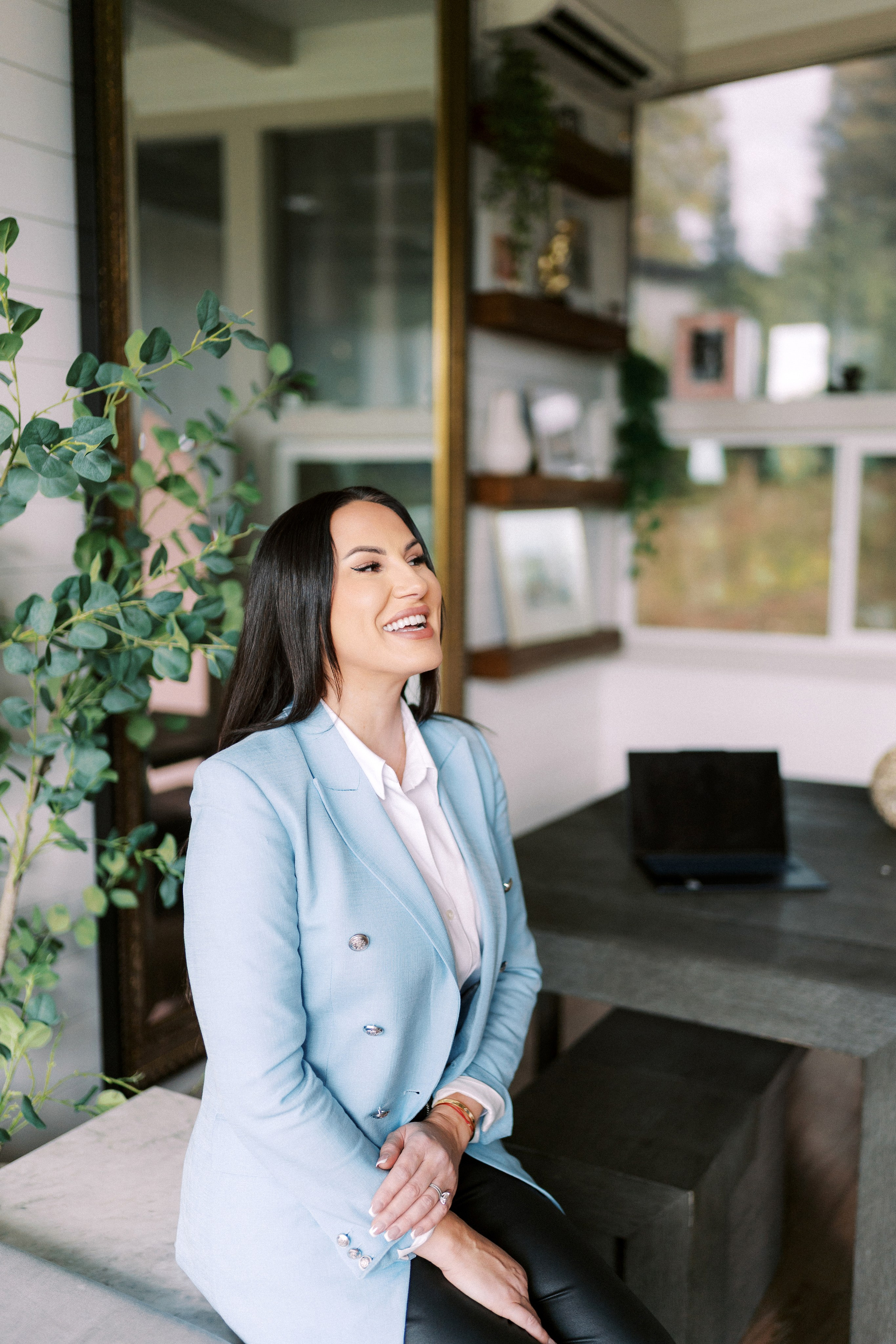 Business portrait. EVAN ARISTOV WEDDING PHOTOGRAPHY — Seattle Wedding Photographer