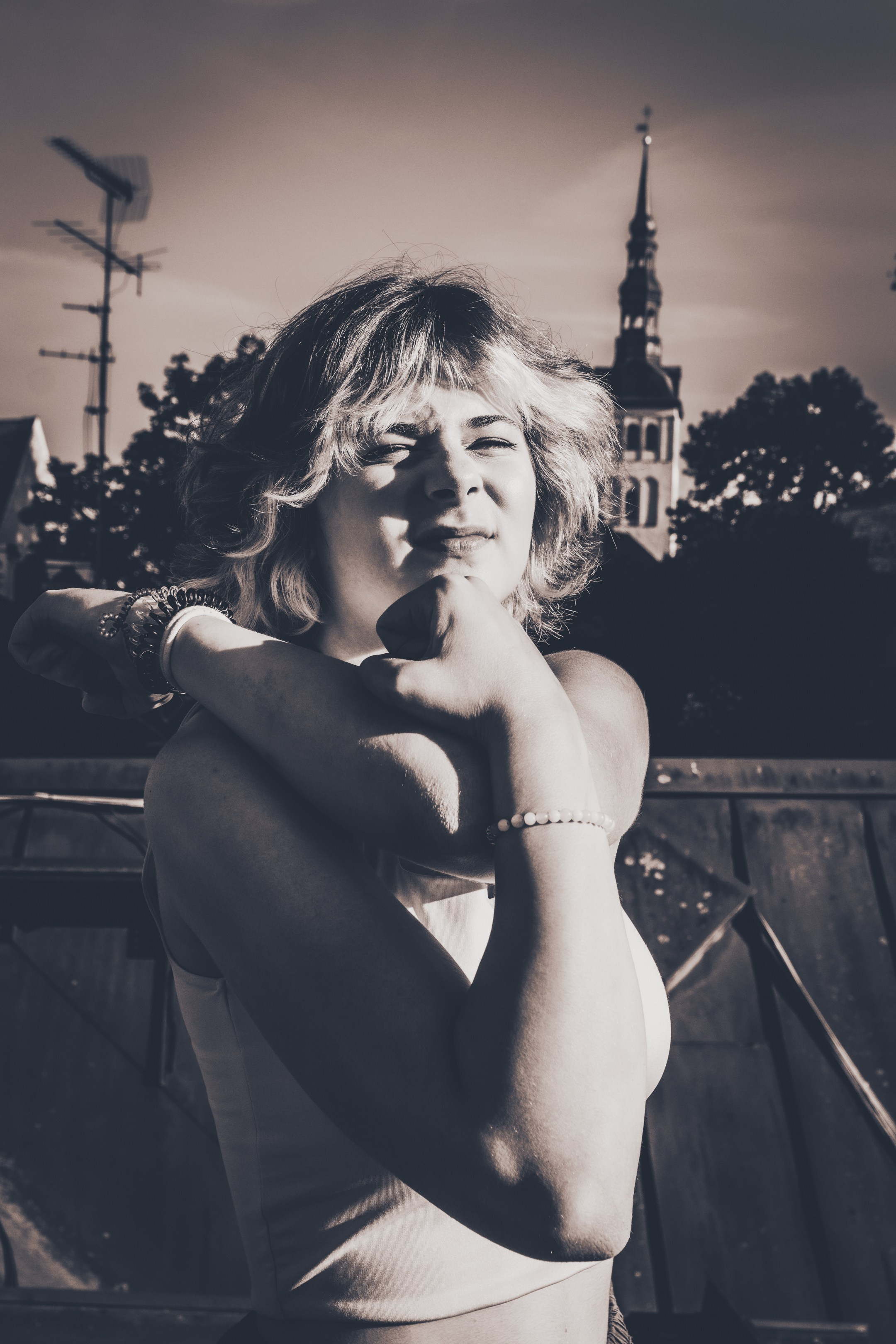 Lahe graatsia (Sonja). Nebula 25 — Fotod teie hingele