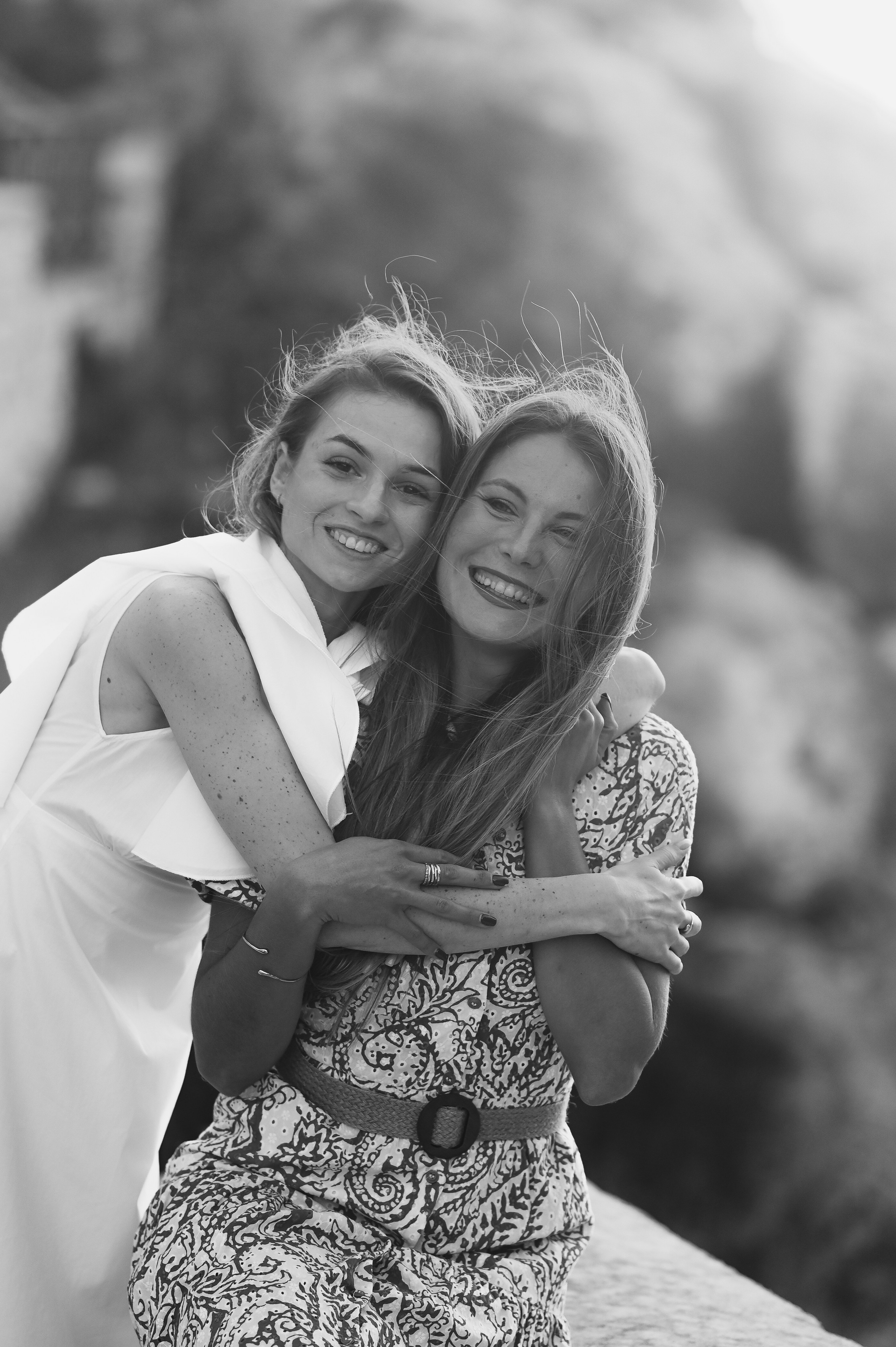 Friends Photoshoot in Rhodes. Photographer in Rhodes Island