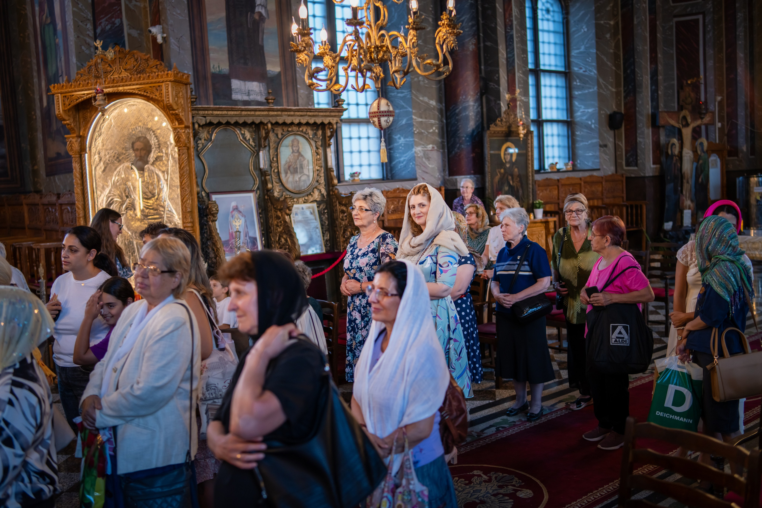 Hram Biserica Sfânta Vineri din Ploiești. Mihai Alexandra Events