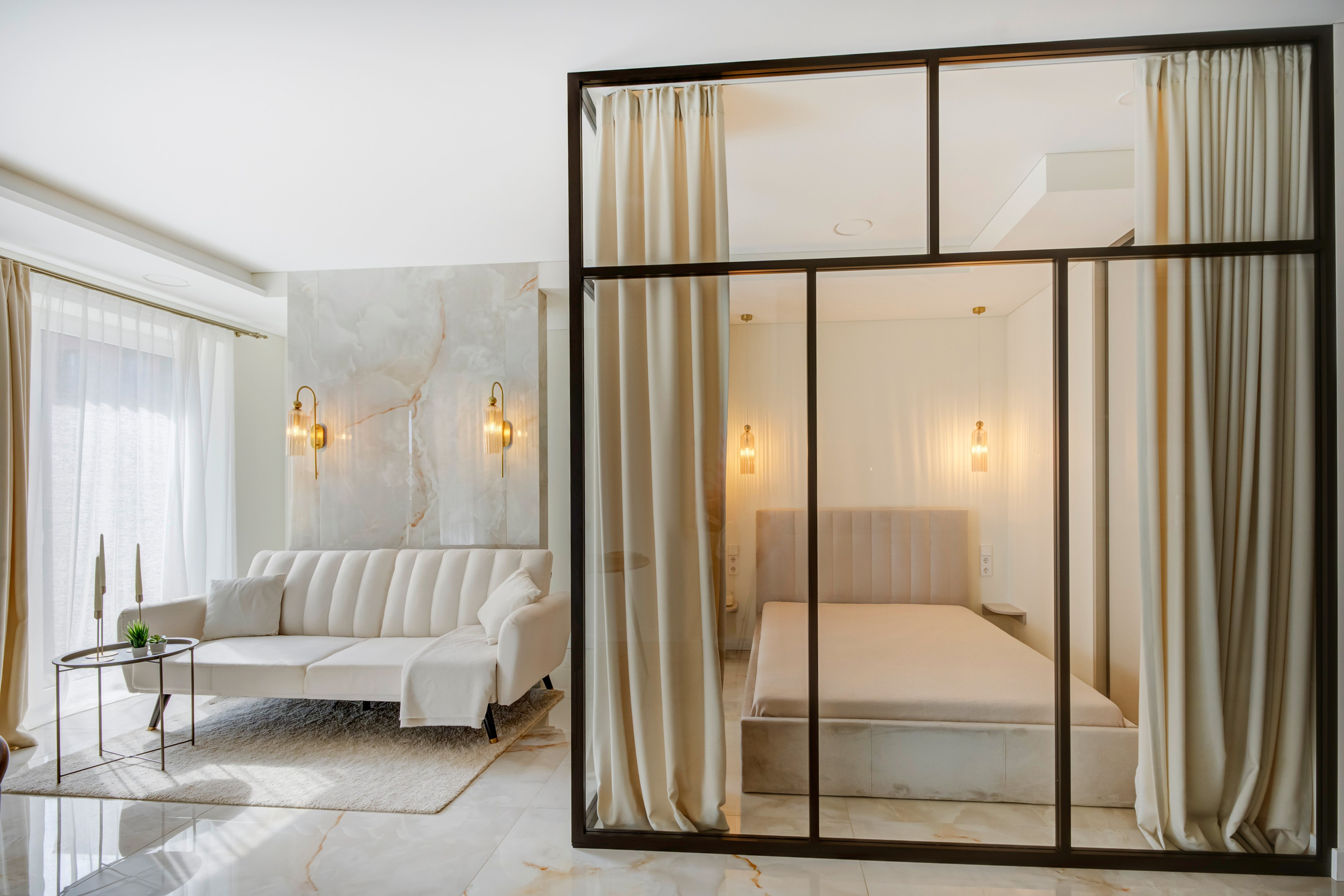 Eigulių g. 7 didelis 1 k. butas su pertvarą. Elina Sapiega fotografė Vilniuje