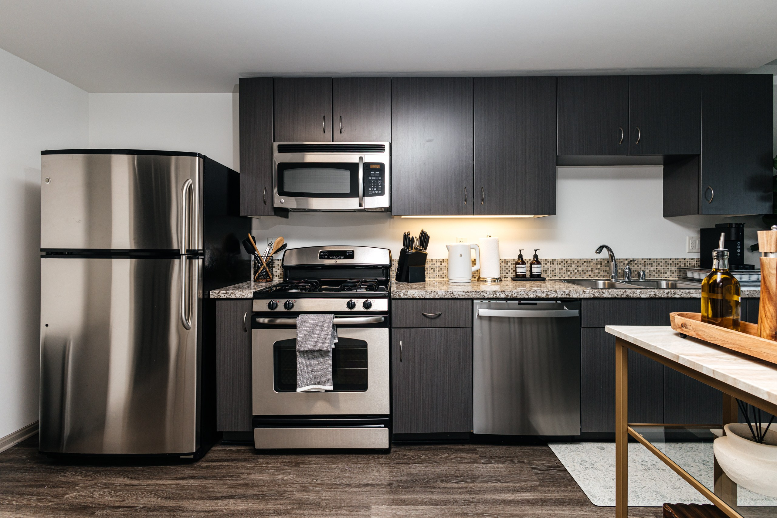 Gentle Apartments. Photographer Andrei White