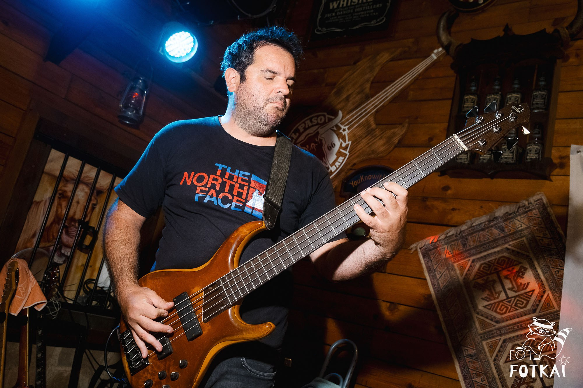 Dirty Picks — Concert Photos at El Paso Bar, Torrevieja, 2026 | FOTKAI