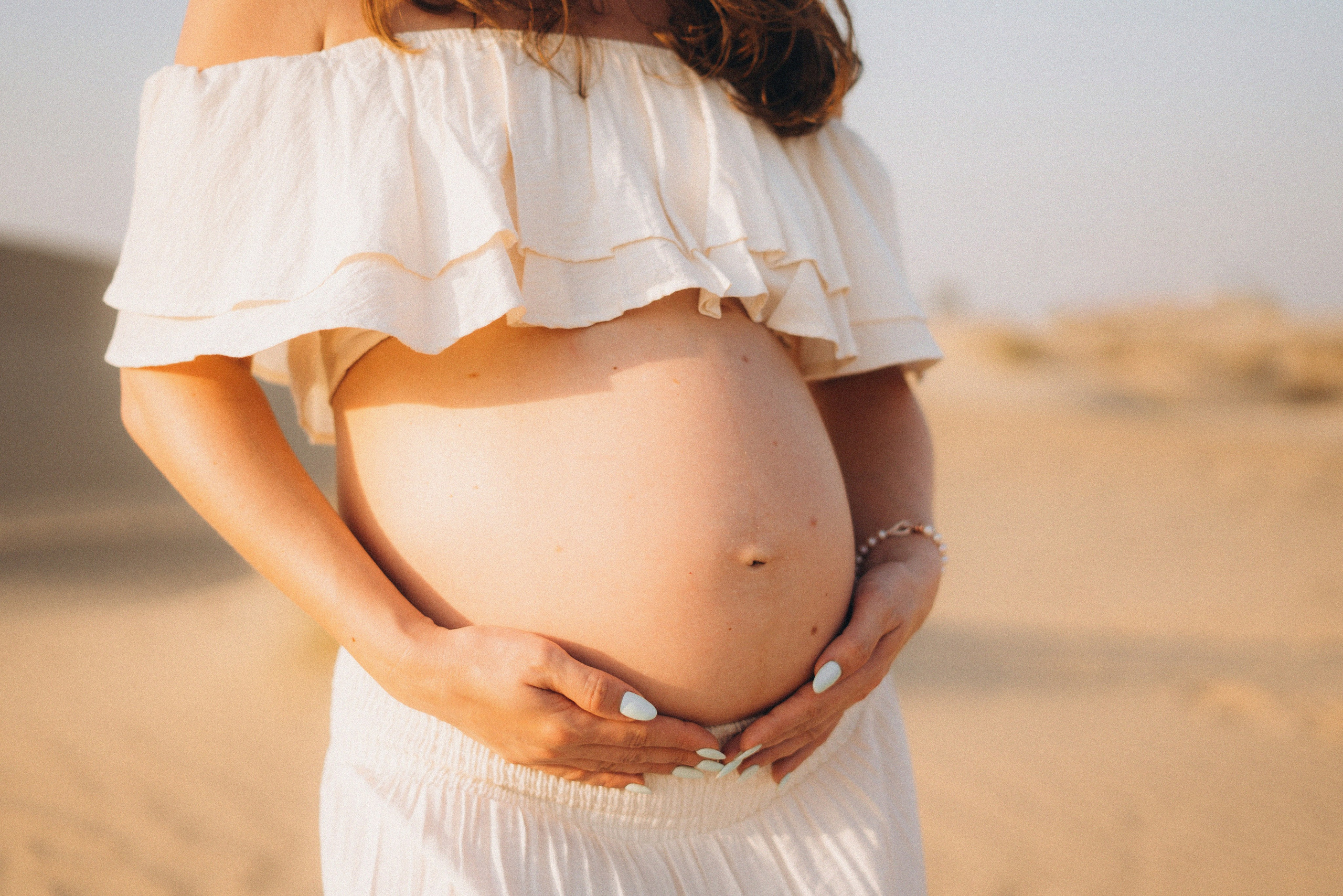 Golden Sands, glowing life. Angela Iakovleva — Family Photographer in Dubai