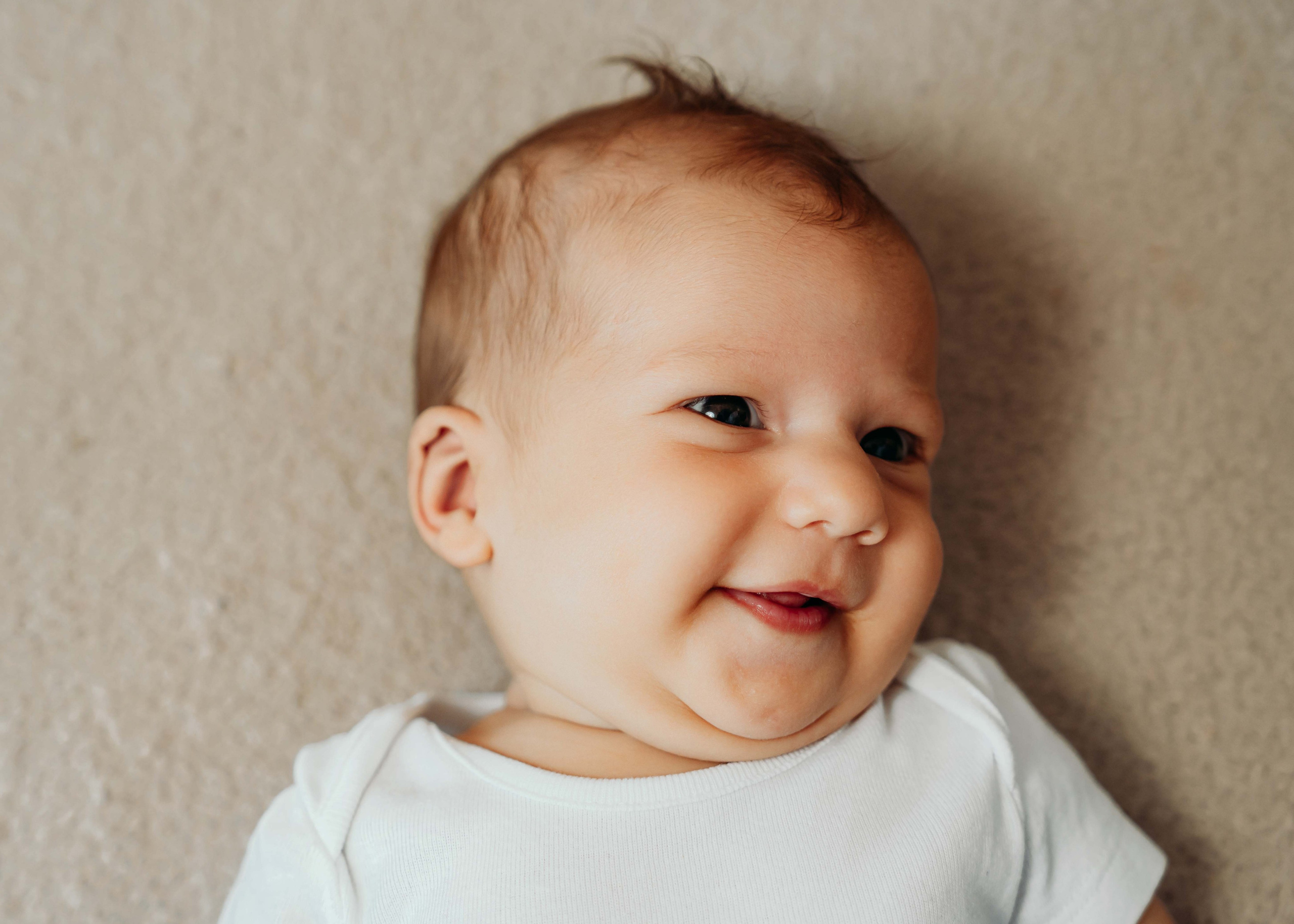 FOTOGRAFISANJE BEBA. DEČIJI FOTOGRAF BEOGRAD|NOVOGODISNJE FOTOGRAFISANJE|CAKE SMASH