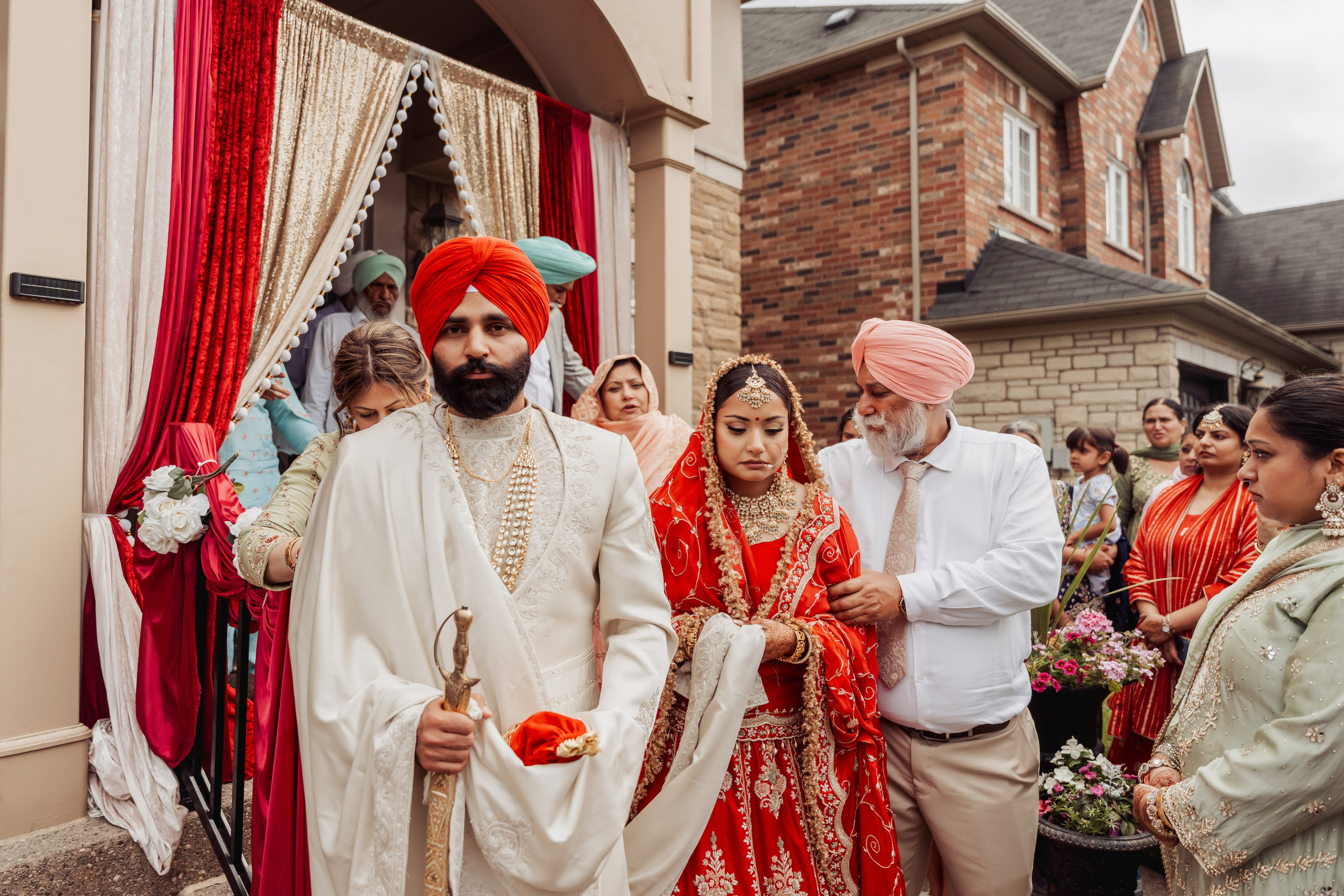 Gagan & Jasmeen. Wedding Photographer & Cinematographer studios