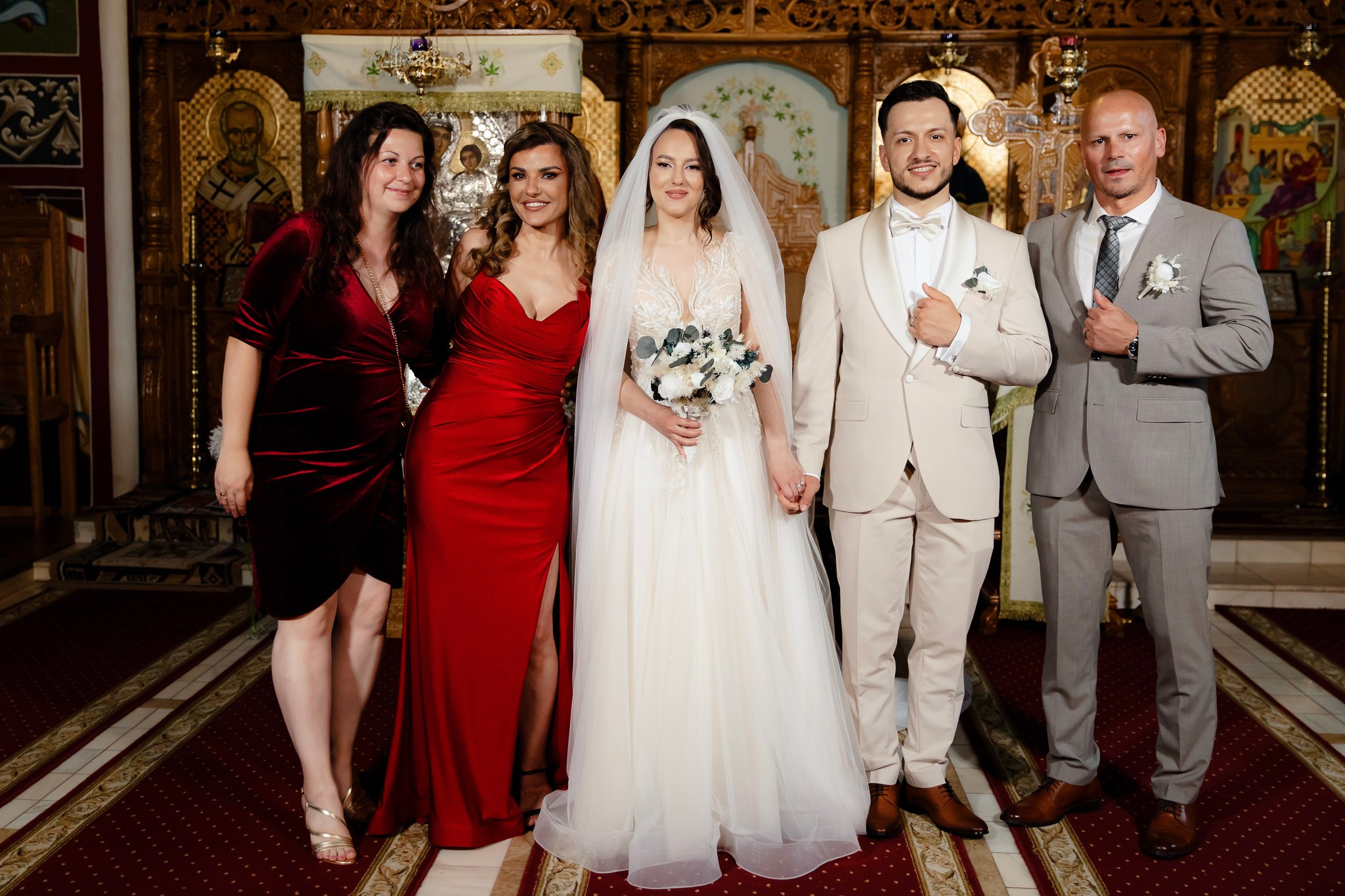 Ioana & Ionuț | Nuntă de poveste la Păstrăvăria Poiana din Mălini județul Suceava. Servicii foto-video profesionale, pentru momente de neuitat