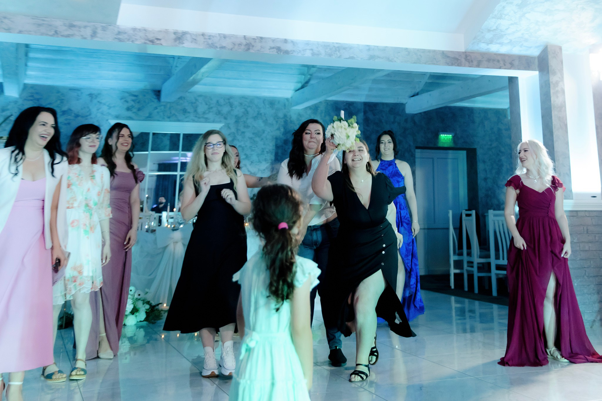 Ioana & Ionuț | Nuntă de poveste la Păstrăvăria Poiana din Mălini județul Suceava. Servicii foto-video profesionale, pentru momente de neuitat