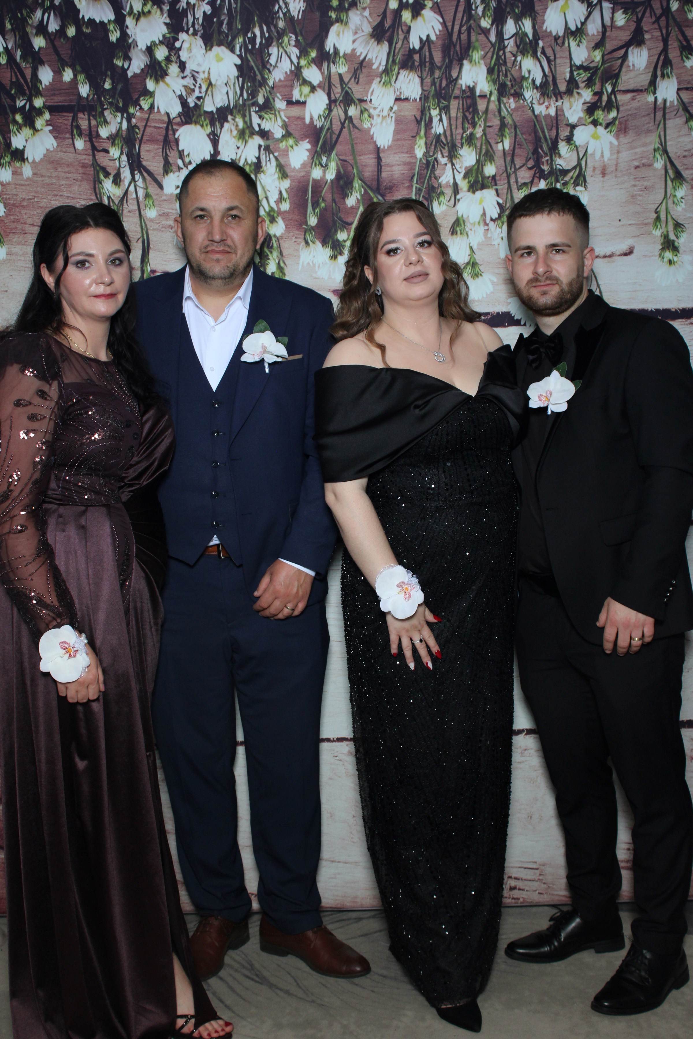 Nunta Denisa & Daniel – Zâmbete și distracție cu Oglinda Amintirilor Suceava