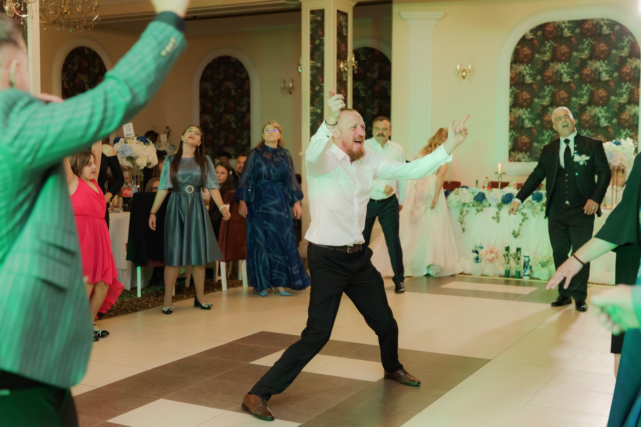 Mihai & Oana. Servicii foto-video profesionale, pentru momente de neuitat