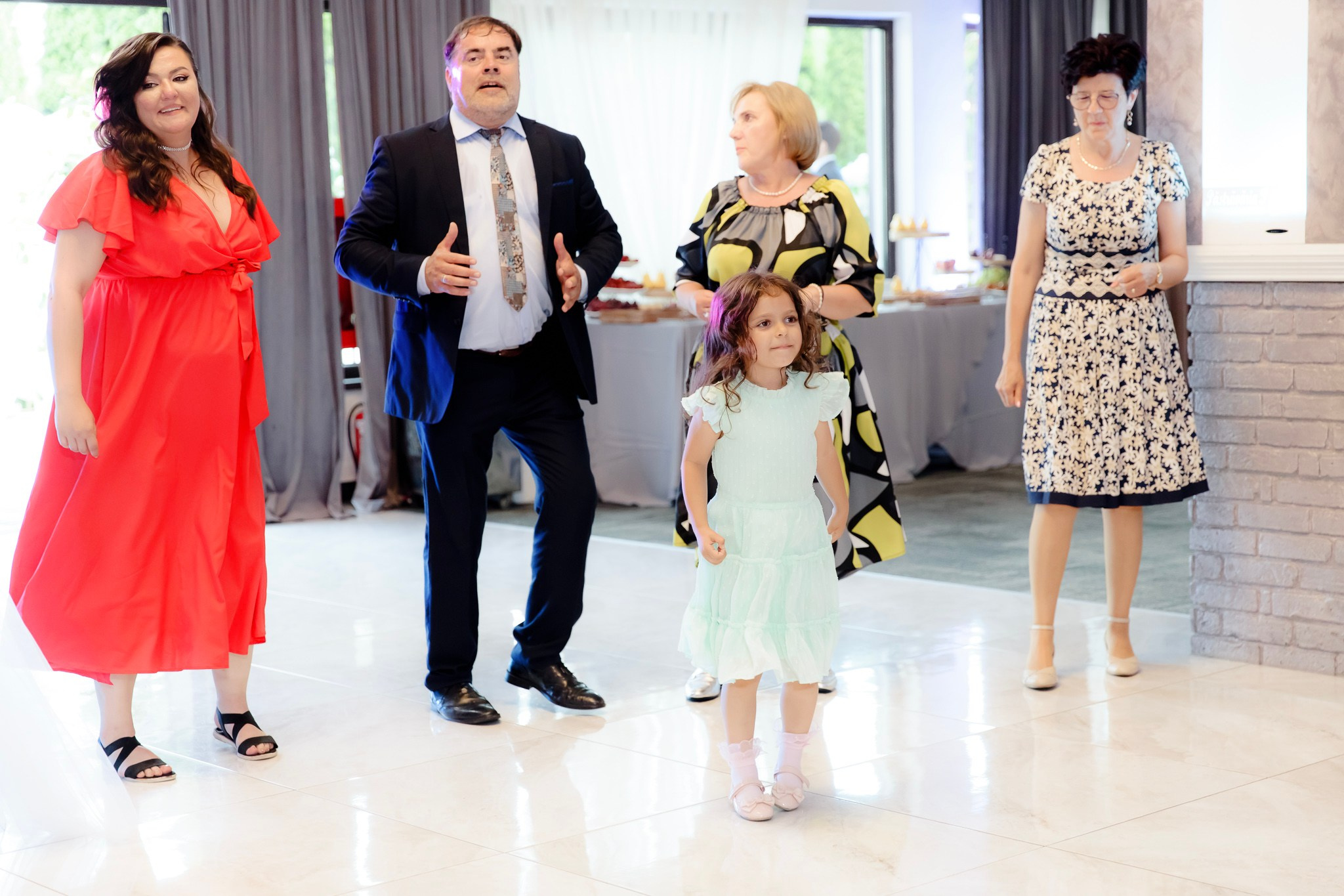 Ioana & Ionuț | Nuntă de poveste la Păstrăvăria Poiana din Mălini județul Suceava. Servicii foto-video profesionale, pentru momente de neuitat