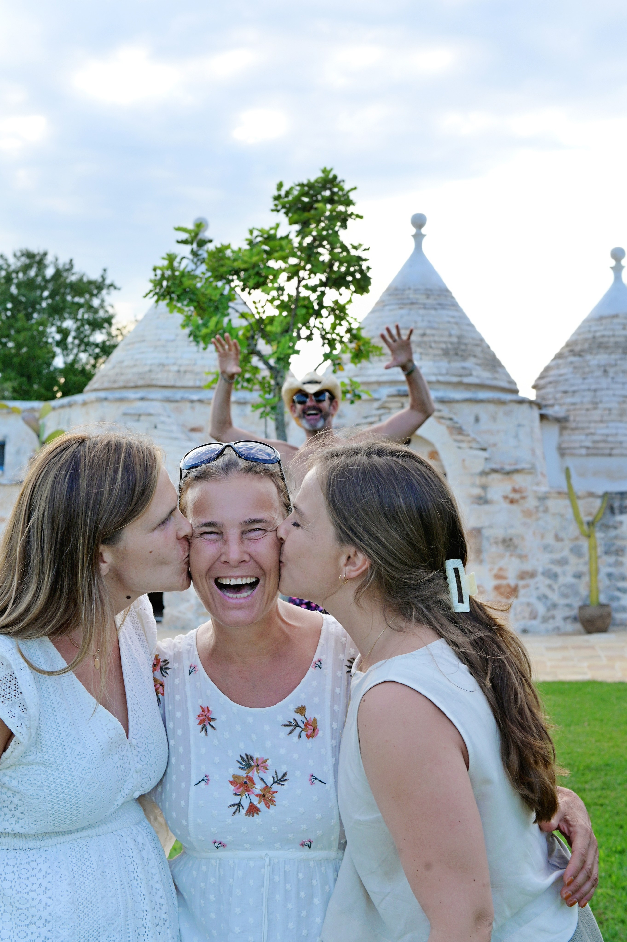 Big Family Story at a Masseria in Puglia. Fotografa in Puglia e Roma — Servizi fotografici romantici in Italia