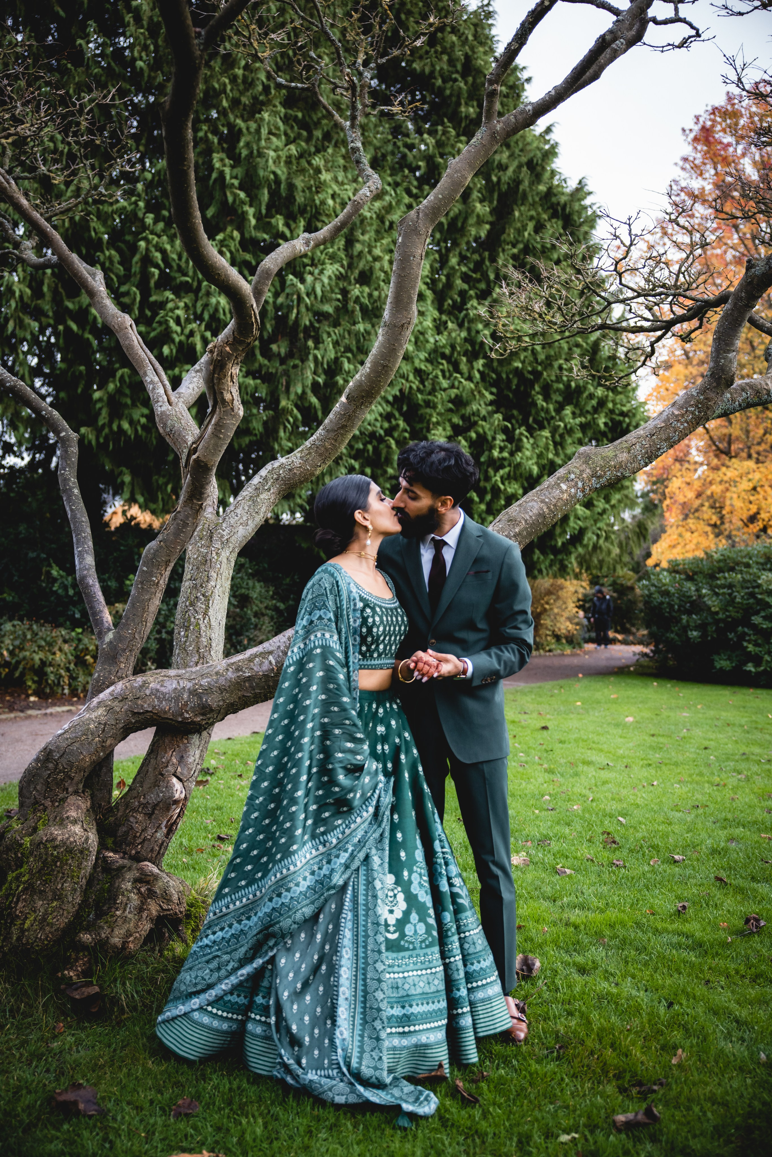 Indian style. Professional wedding photographer in Copenhagen, Denmark — Julia Byron