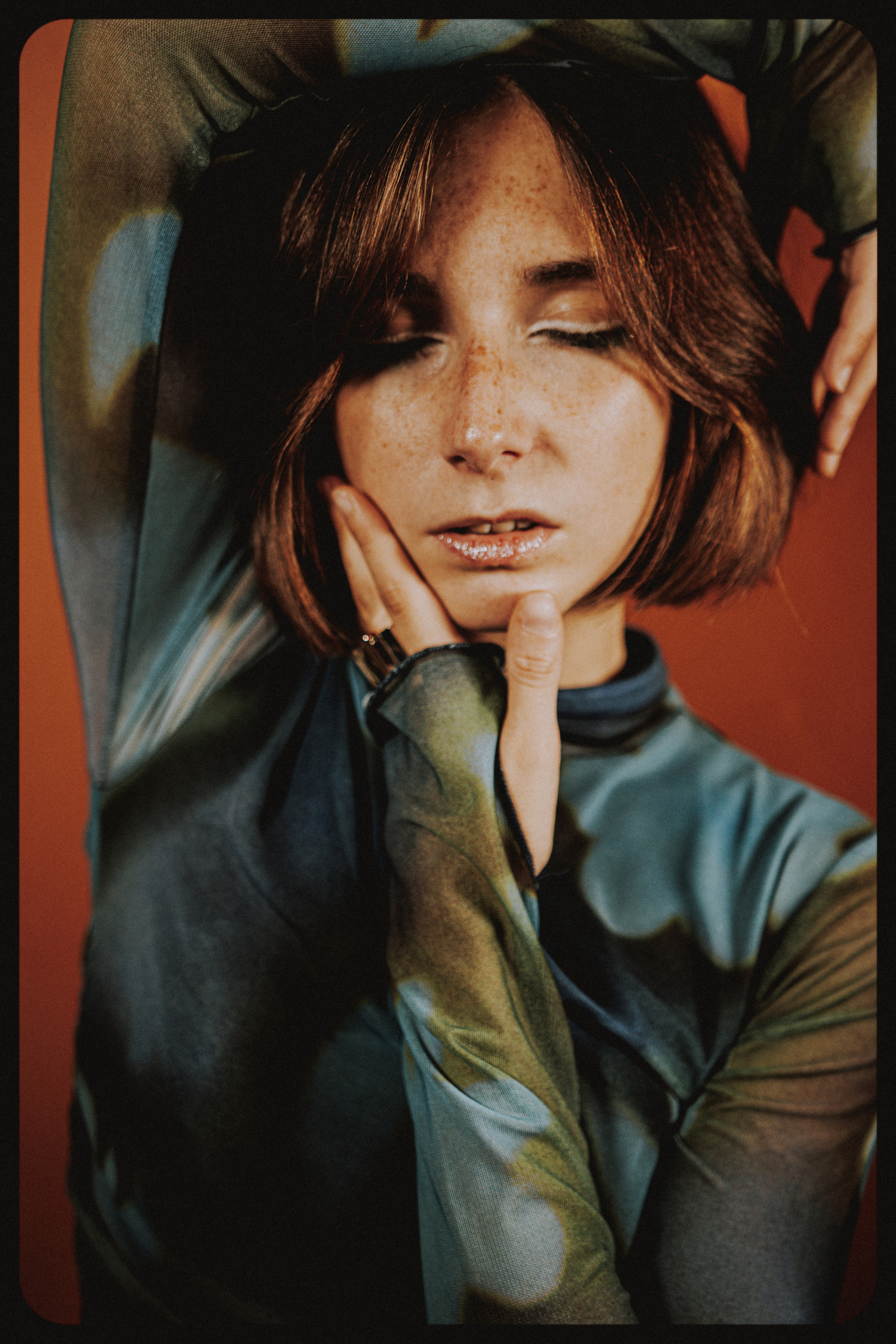 Portrait photo shoot in the studio MKn Visual - Shoot,makeup,postprod and art direction by MKn Visual