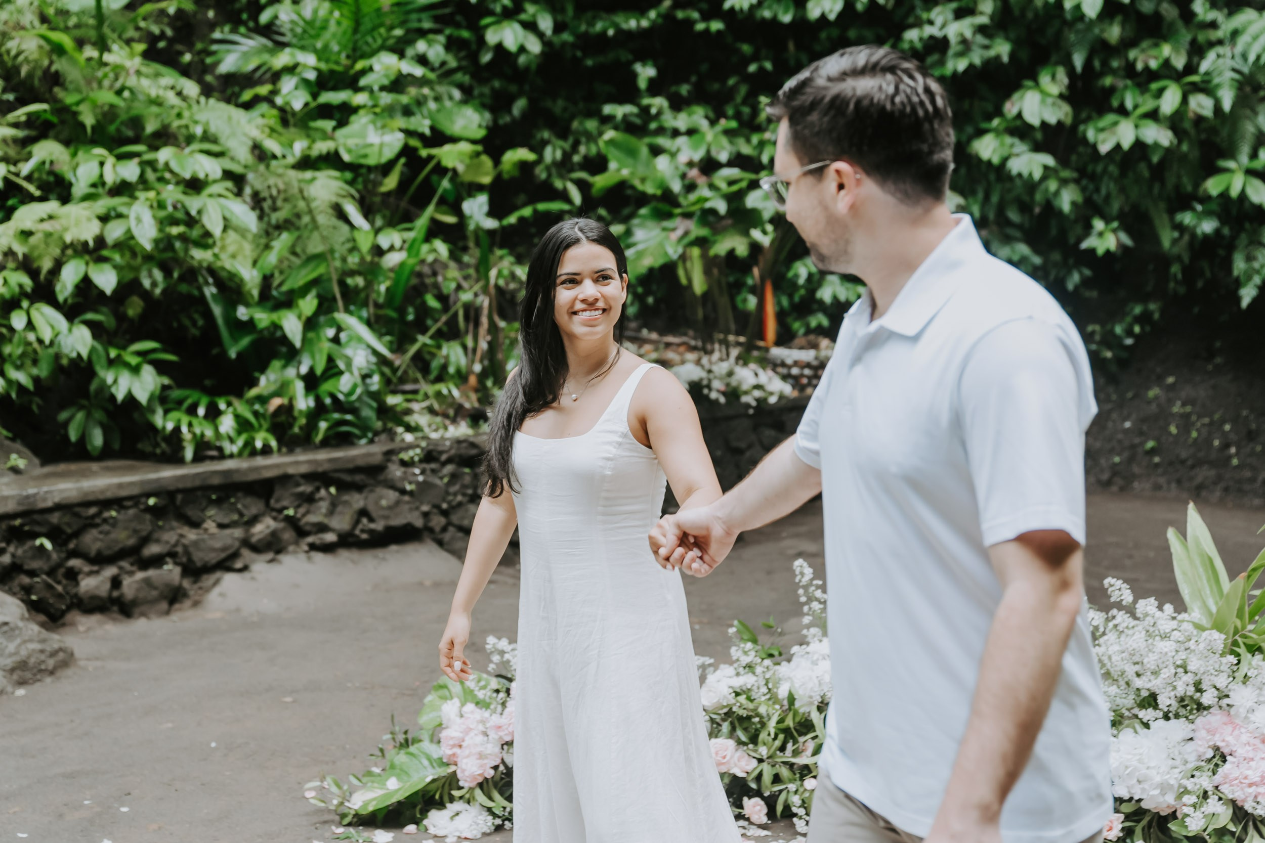 Marriage Proposal. Female Photographer in Bali