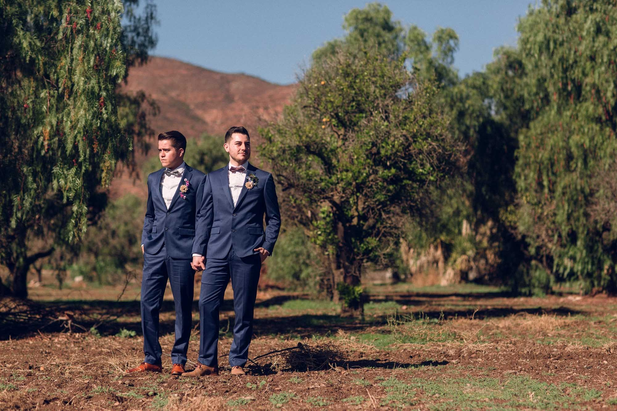 Two Grooms Valle de Guadalupe. Estudio de fotografia en Tijuana