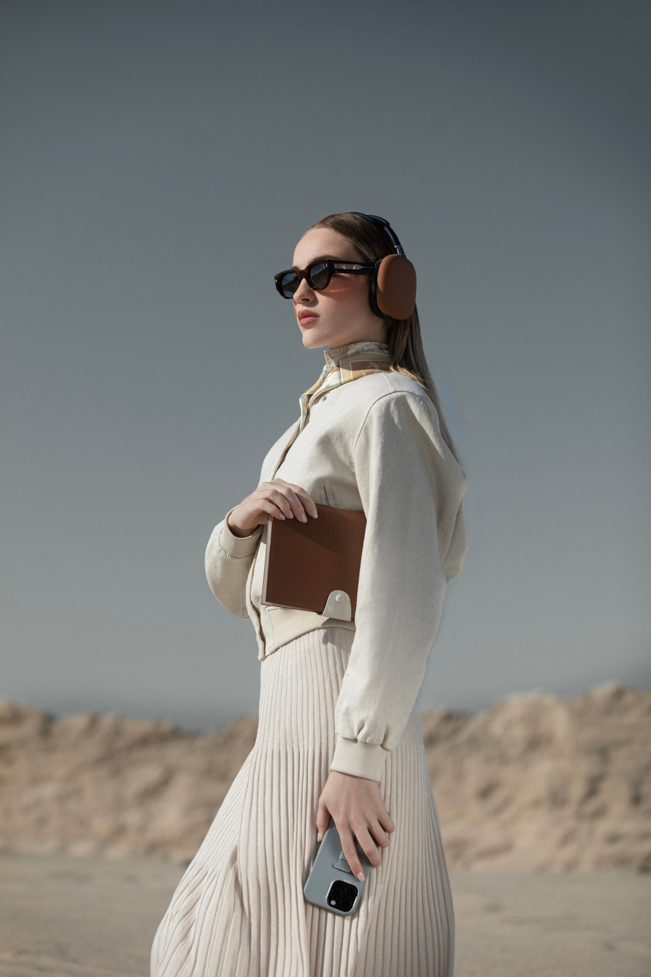 Editorial Fashion Outside. InHype Studio