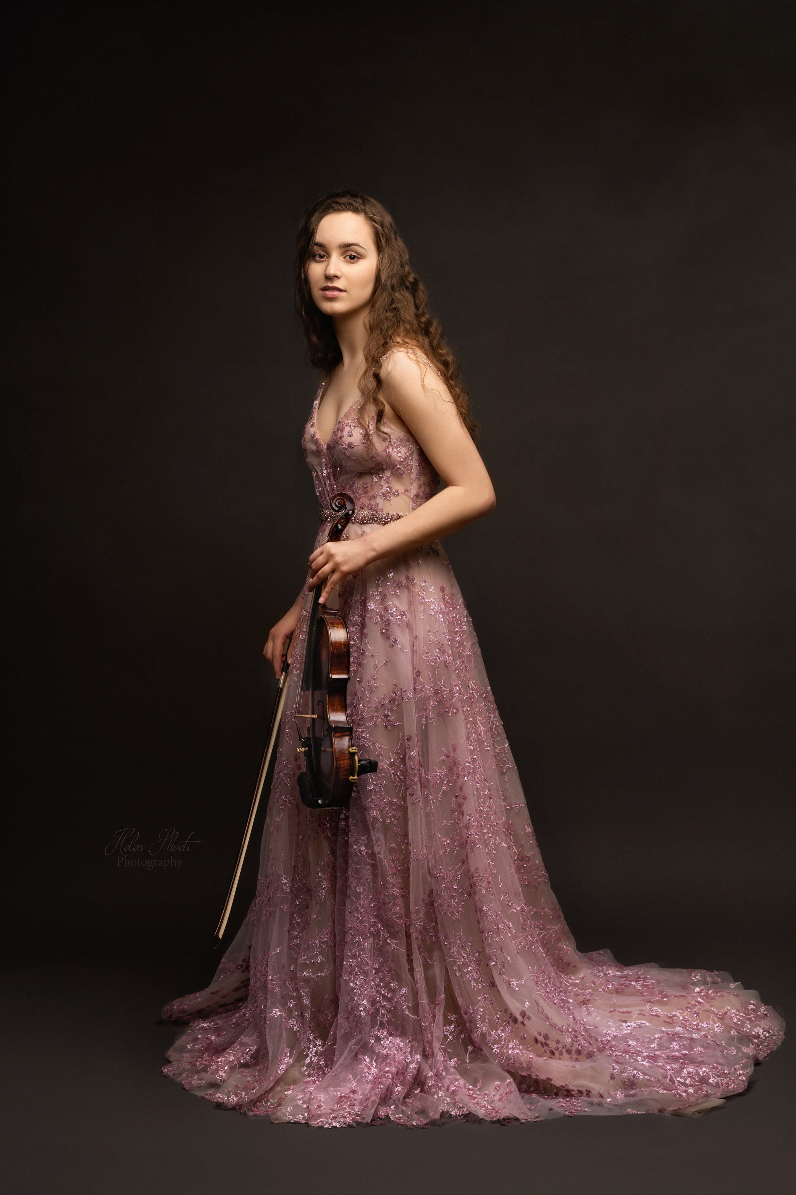 Alena. Wedding & portrait photography in the Seattle Area. Helen Michelle photographer