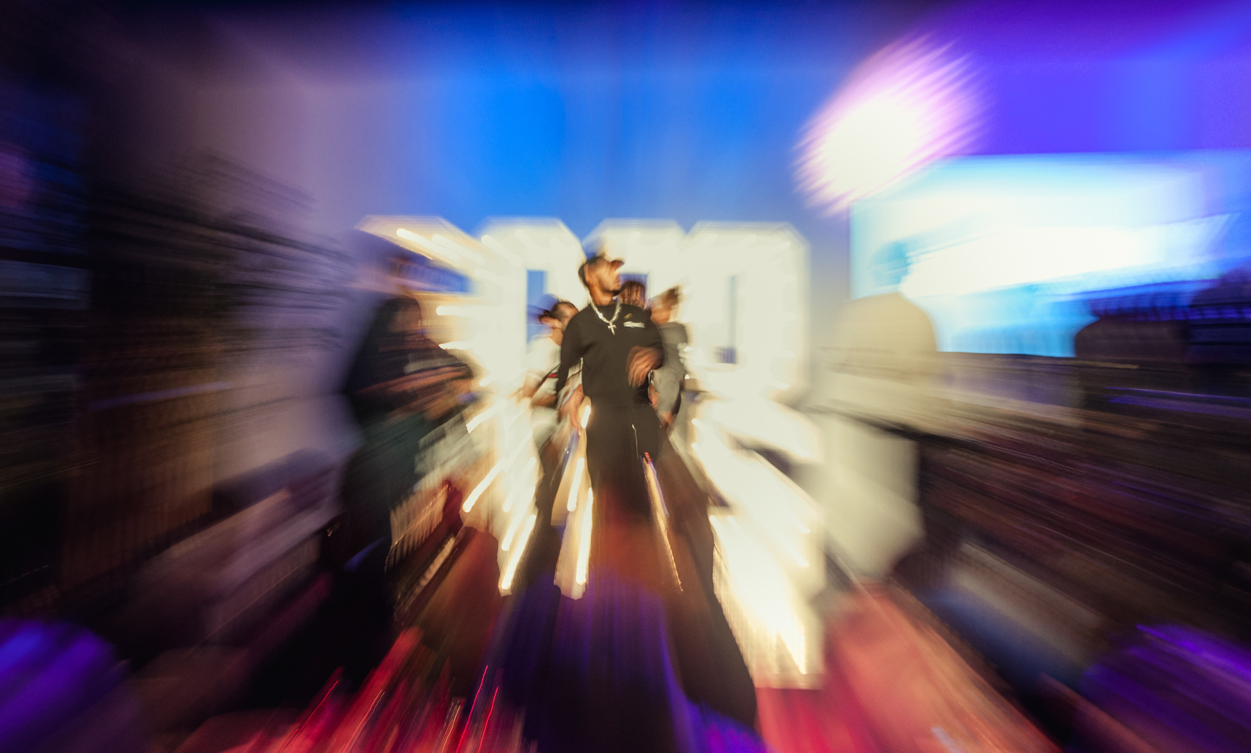 Experimental photos. Éclat Photos. Exclusive portrait photography service