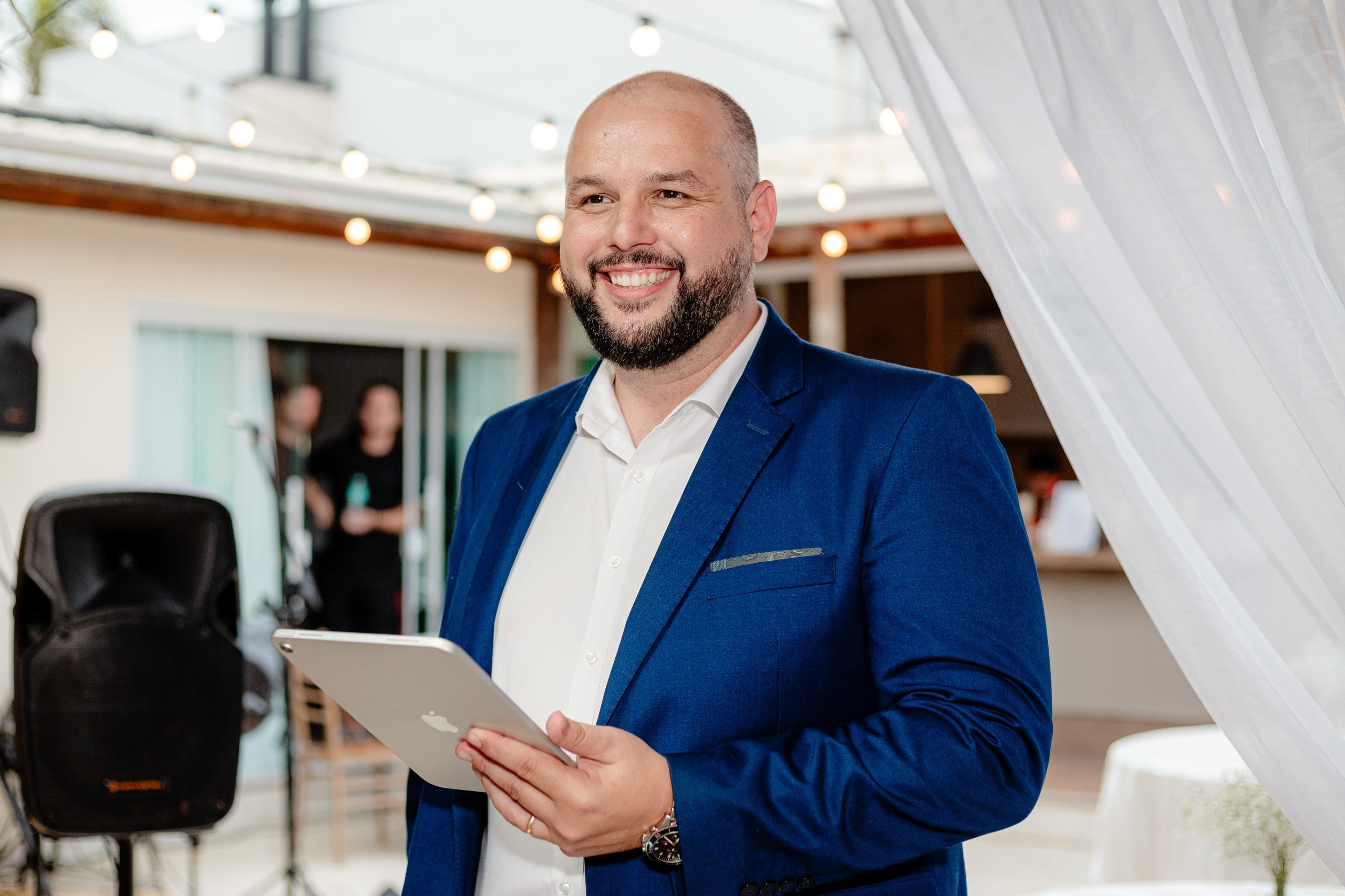 Cerimônia de casamento intimista em Bombinhas — Sarah e Eduardo