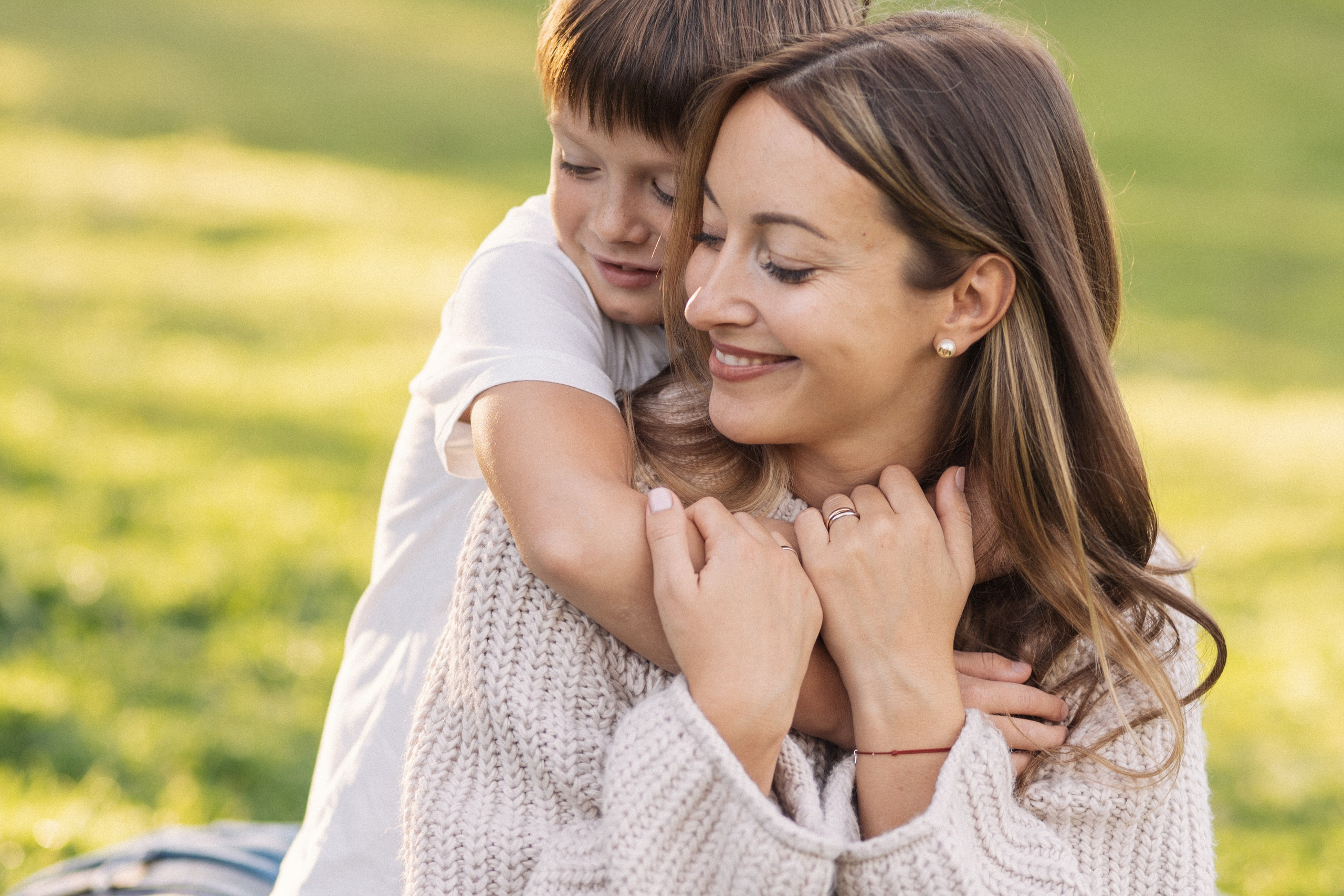 Family Session Photography in Spain. Photographer in Madrid, Spain. Alyona Belyaninova