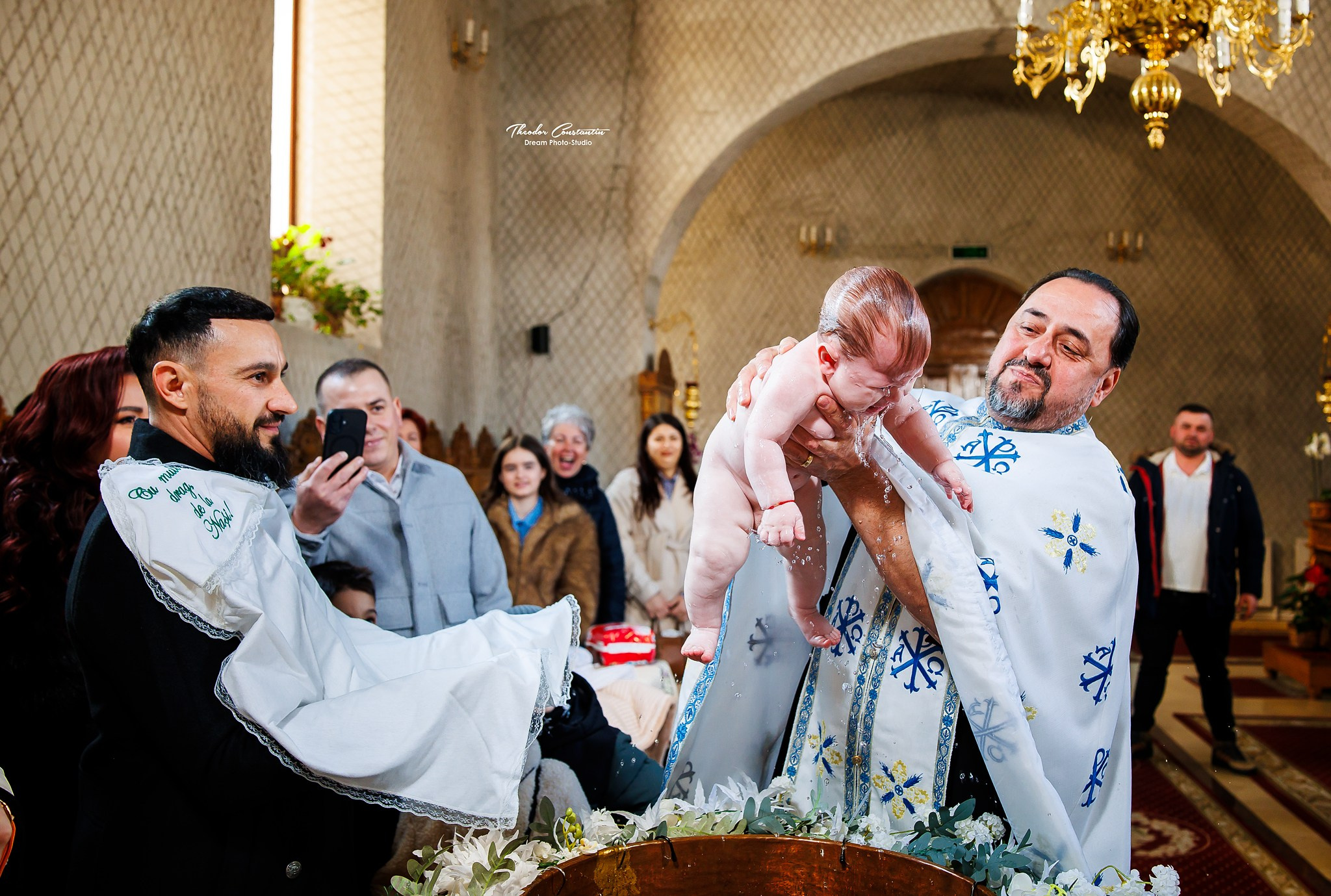 Botez. Dream Studio Galați – ședințe foto profesionale pentru familie, portrete și evenimente