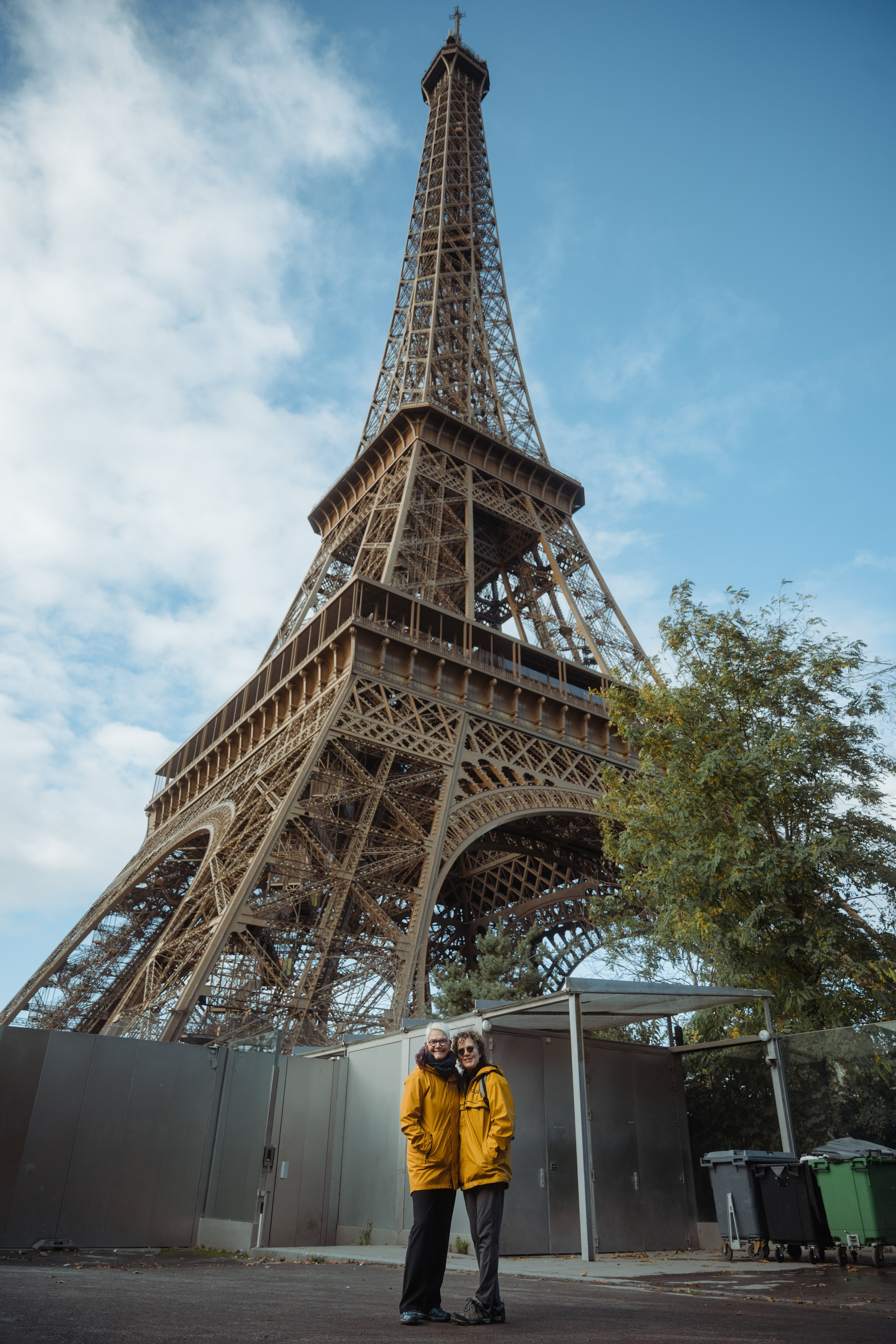 Sisters Photoshoot in Paris