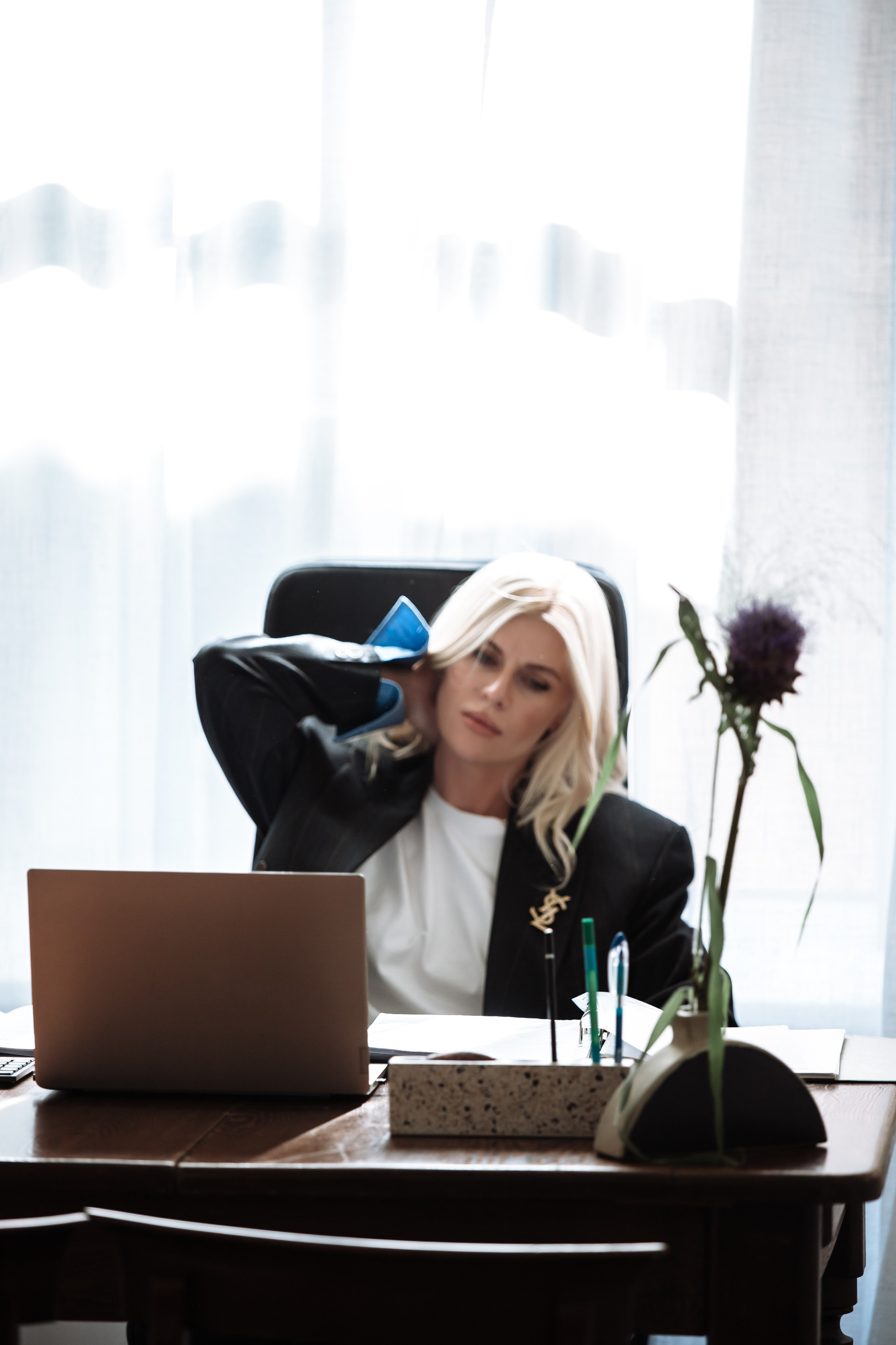 Agata|numerologė, radikalaus atleidimo trenerė. Wedding, christening and family photographers in Vilnius, Lithuania