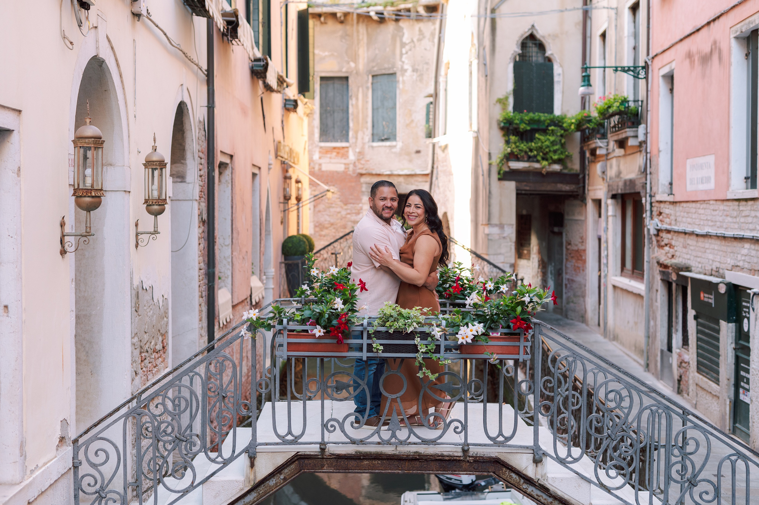 Angelica&Abraham 20th Wedding Anniversary. Photographer in Venice Anna Terzi