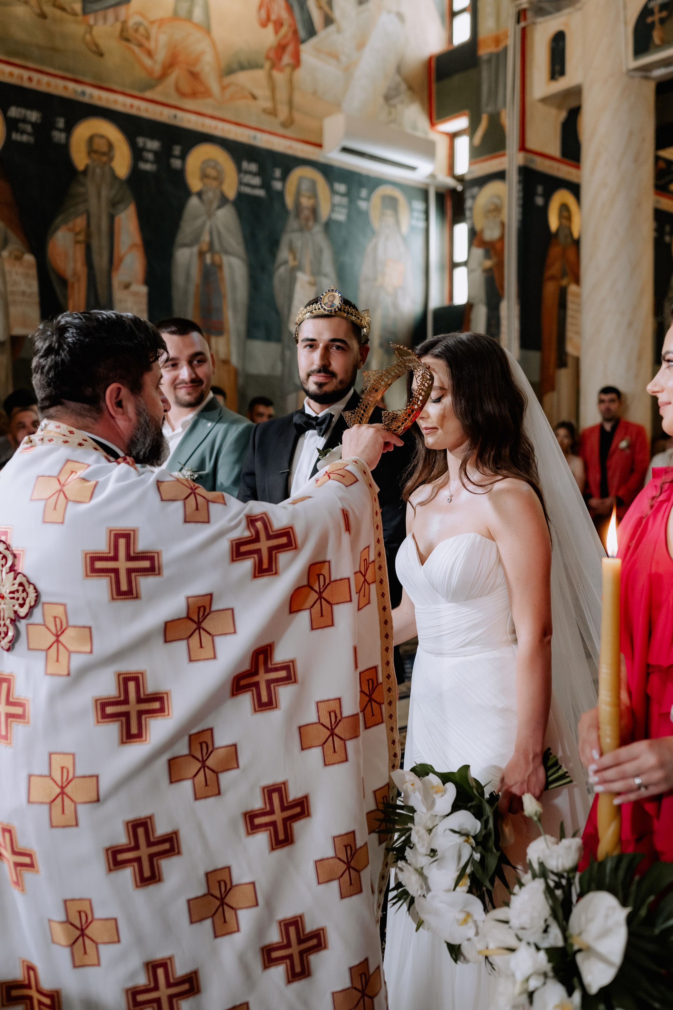 Cununie civila in aer liber , artificii de zi colorate , decor nunta , nunta la Hotel Traian. Proud Vision Weddings | Wedding Photography & Film — Servicii profesionale Foto Video Nunta Iasi