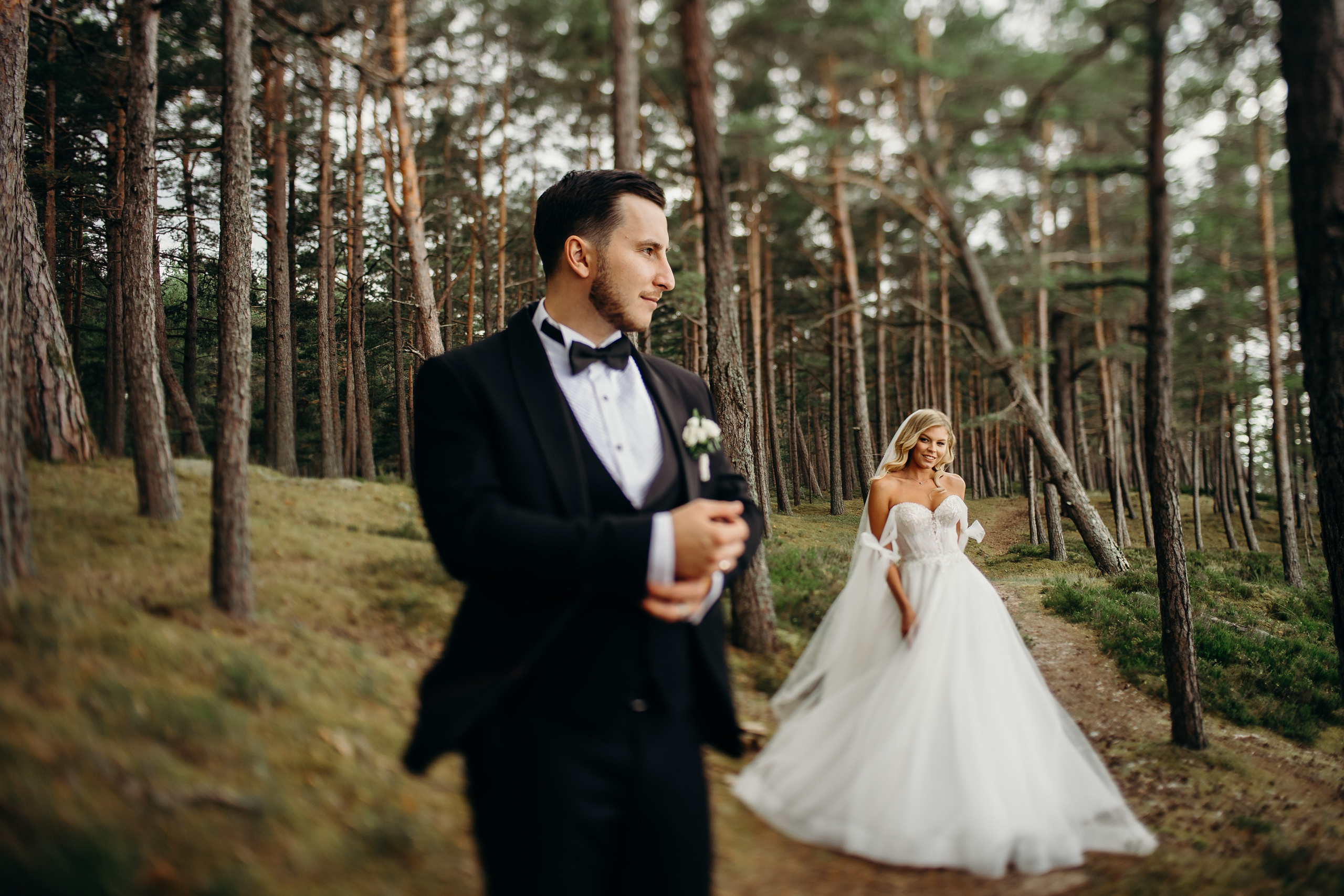 Свадьба в Яунмоку пилс. Свадебный фотограф в Риге — Вячеслав Лучненков